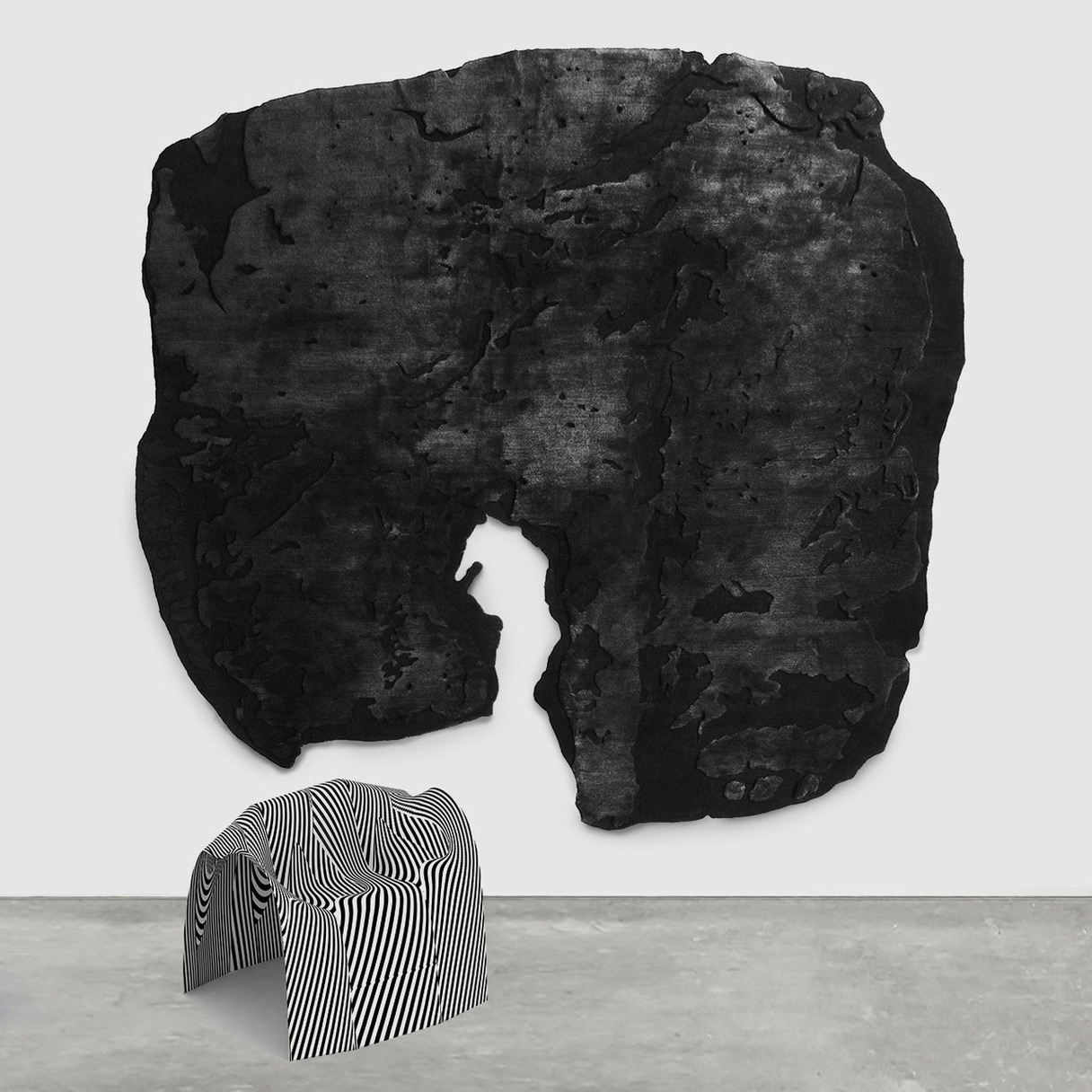 Twentieth-Henzel_Studio-Helmut_Lang-Untitled-in_situ-04