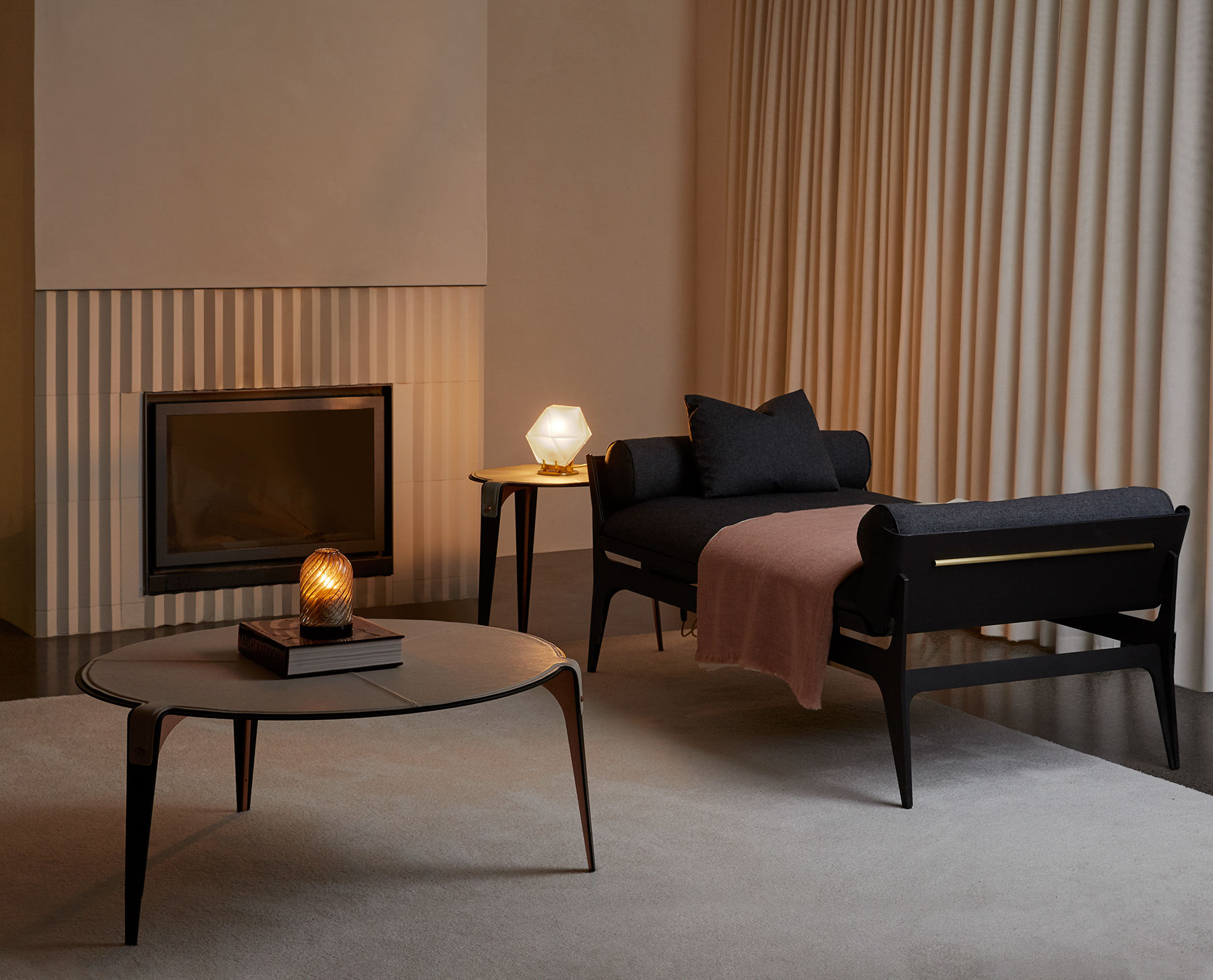 Twentieth GabrielScott BOUDOIR Daybed SITU 01