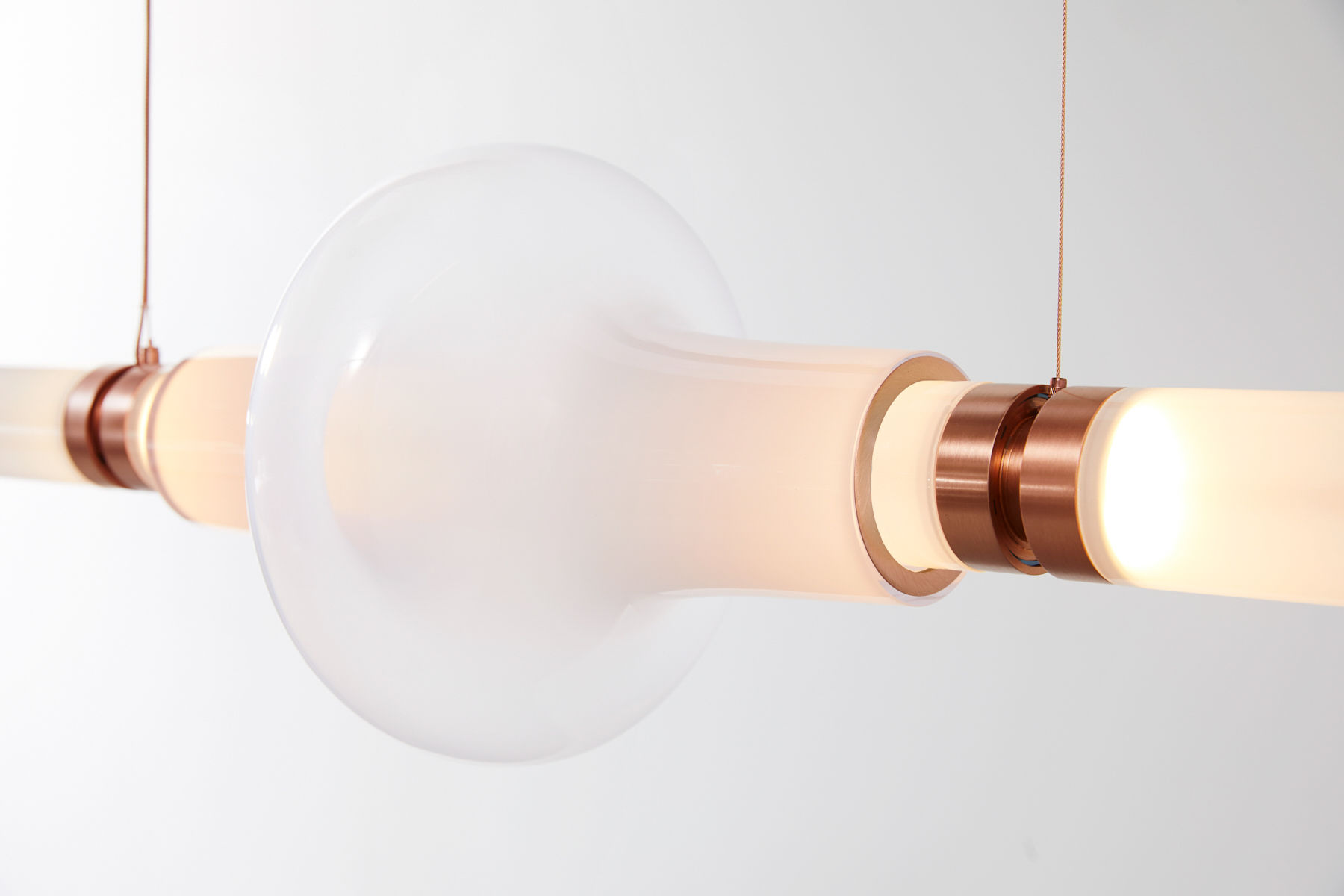 Twentieth GabrielScott LUNA KaleidoXL1TierChandelier A CloseUp