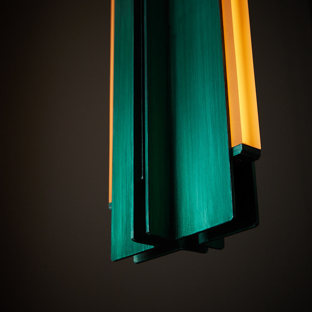 Twentieth PELLE BeamPendant Green Amber CloseUp 2