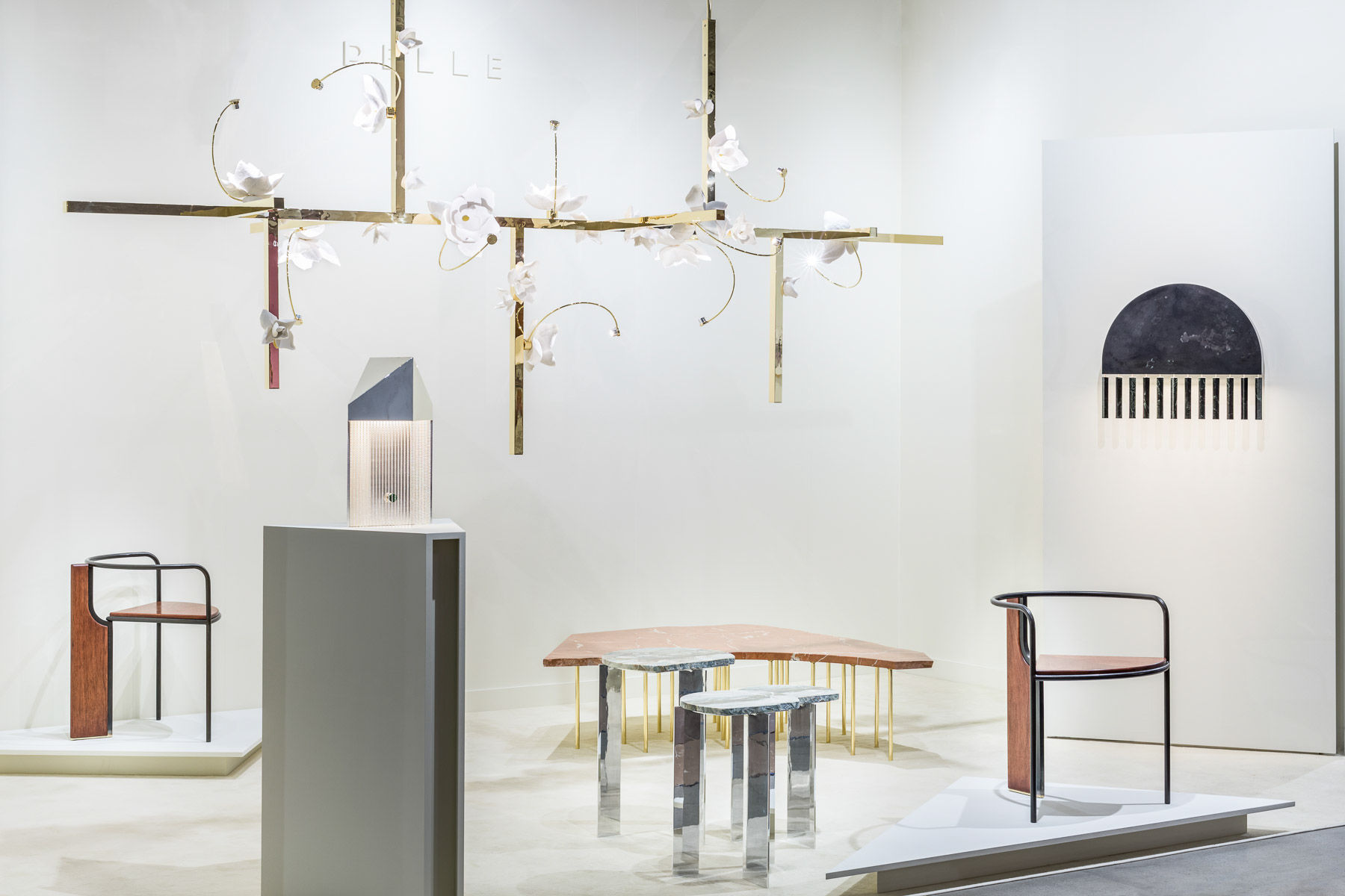 Twentieth PELLE LureChandelier Showroom SITU