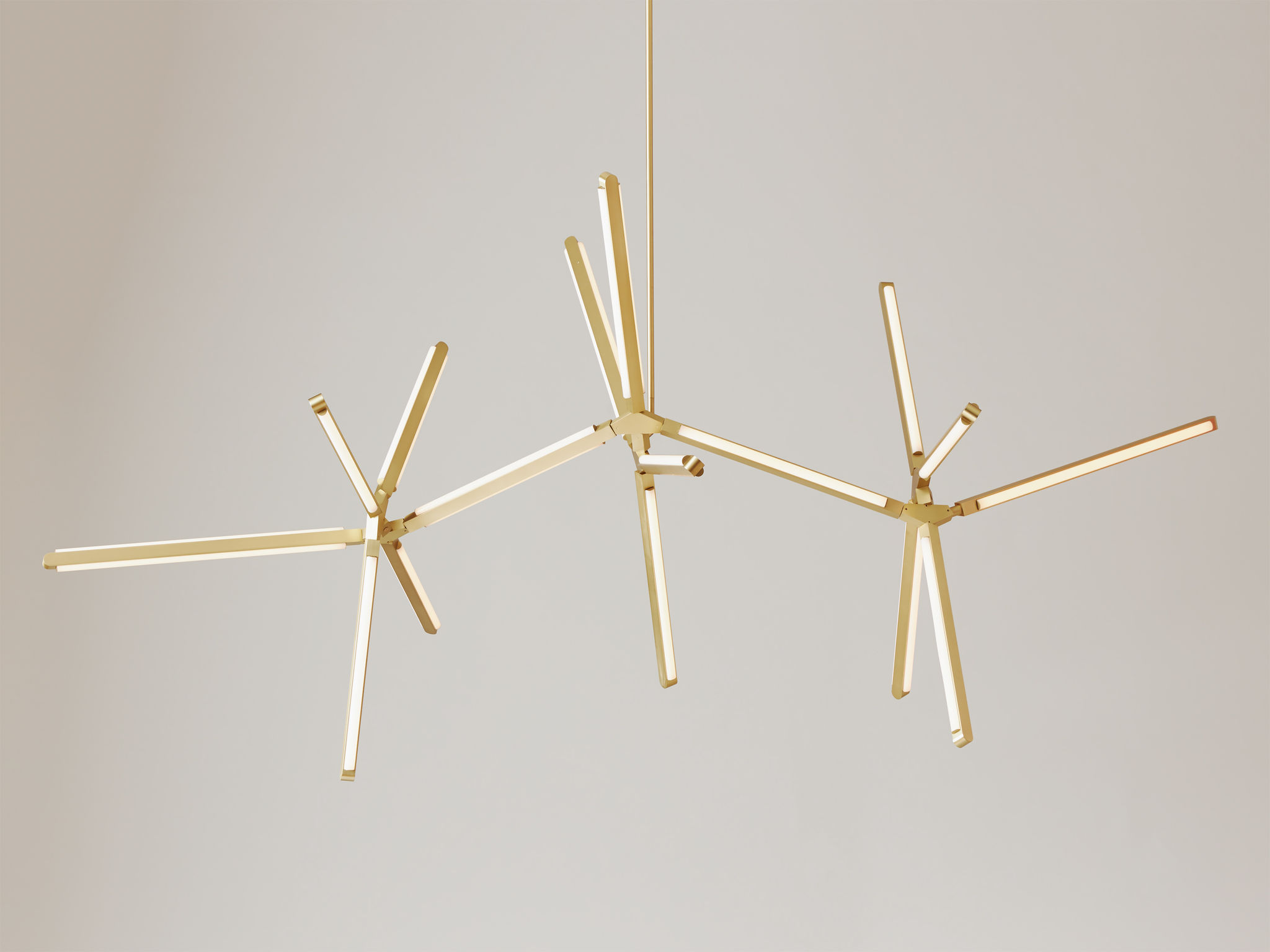 Twentieth_PELLE_PrisHorizonChandelier_1