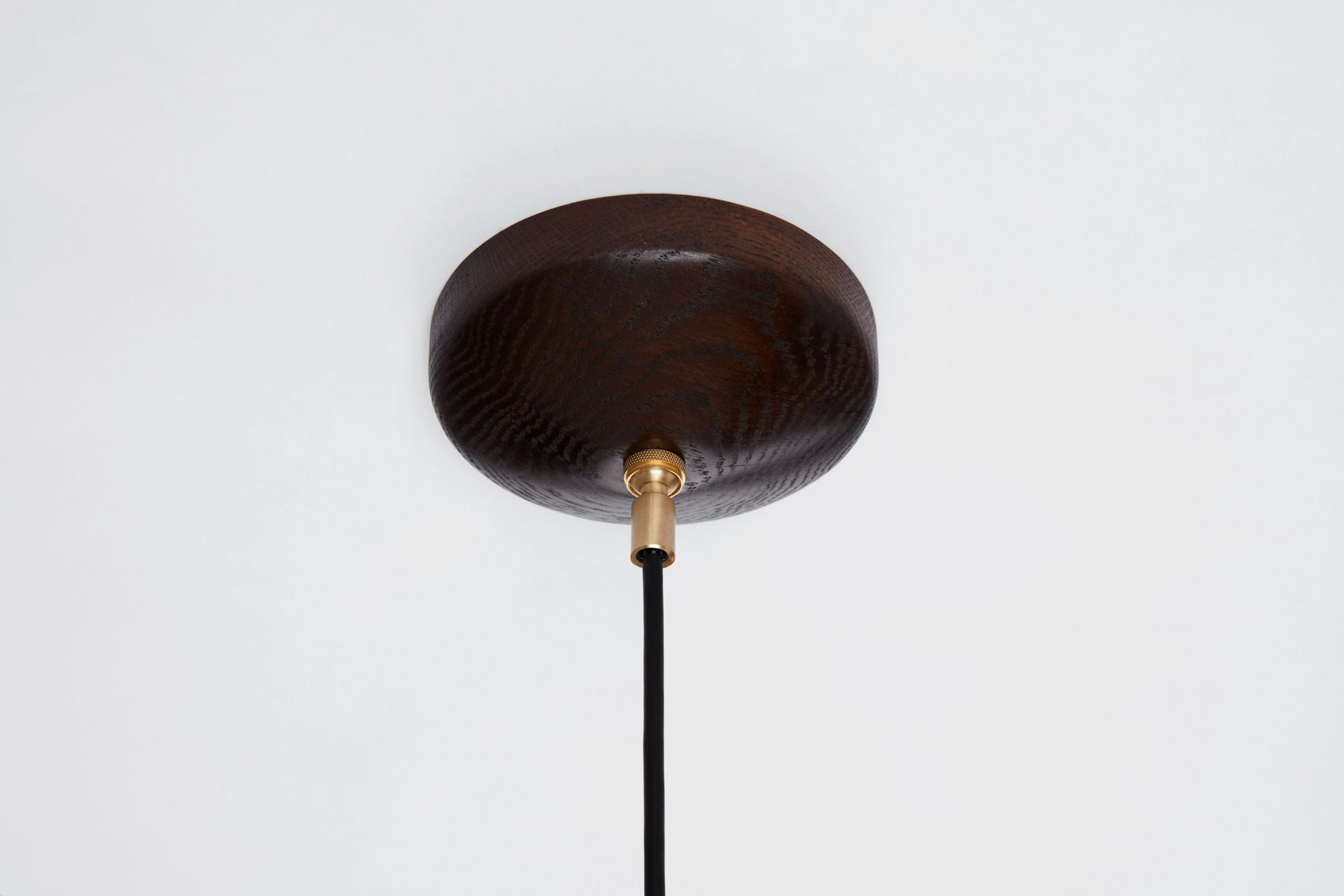 Twentieth RollHill Apollo Pendant CORDdetail