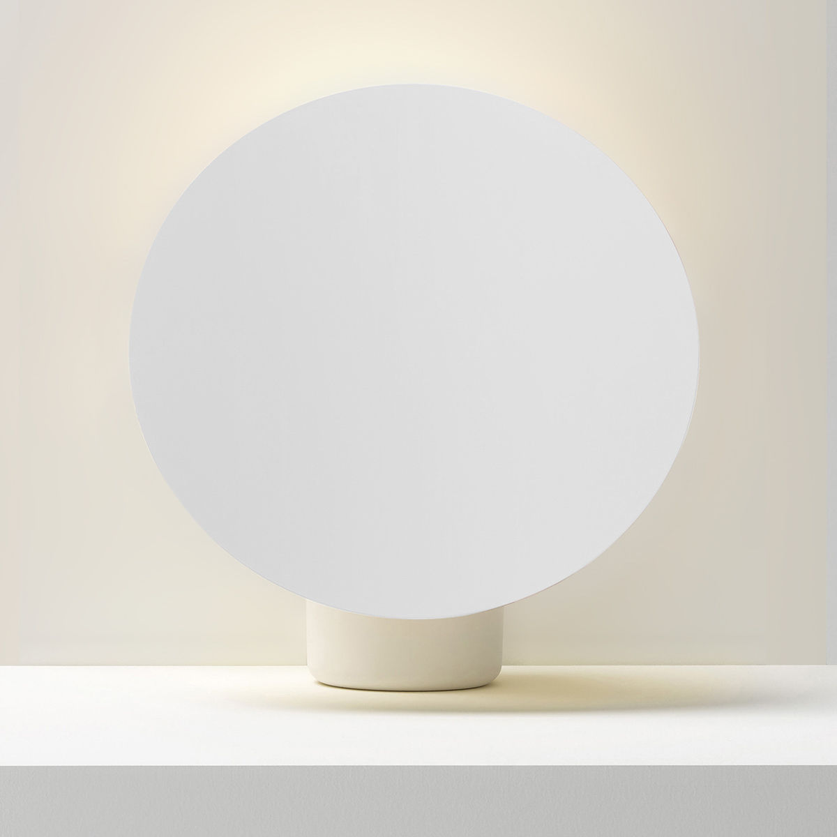 Twentieth RossGardam POLAR DeskLamp White Straighton