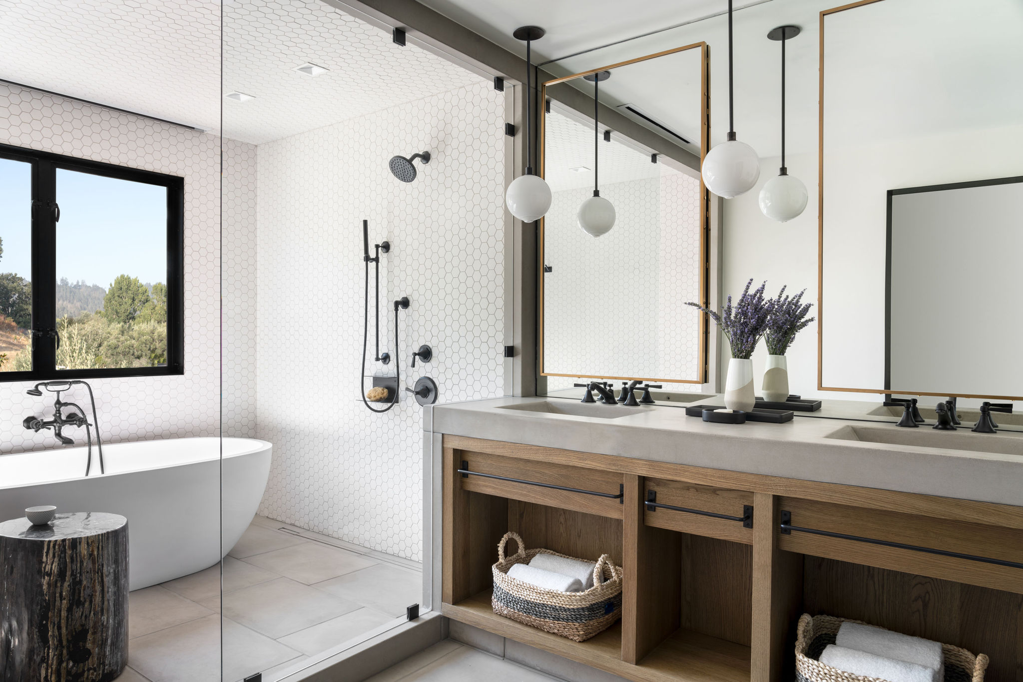 Twentieth SKLO Float1 Pendant SITU 4