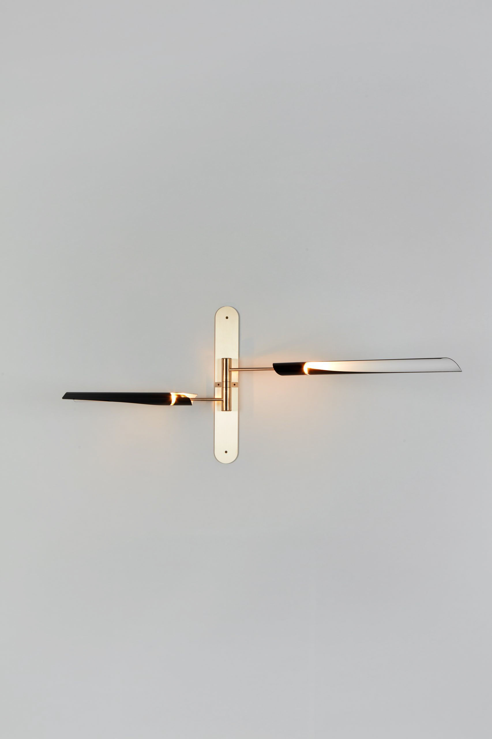 Twentieth RollHill BODEN Sconce02 2