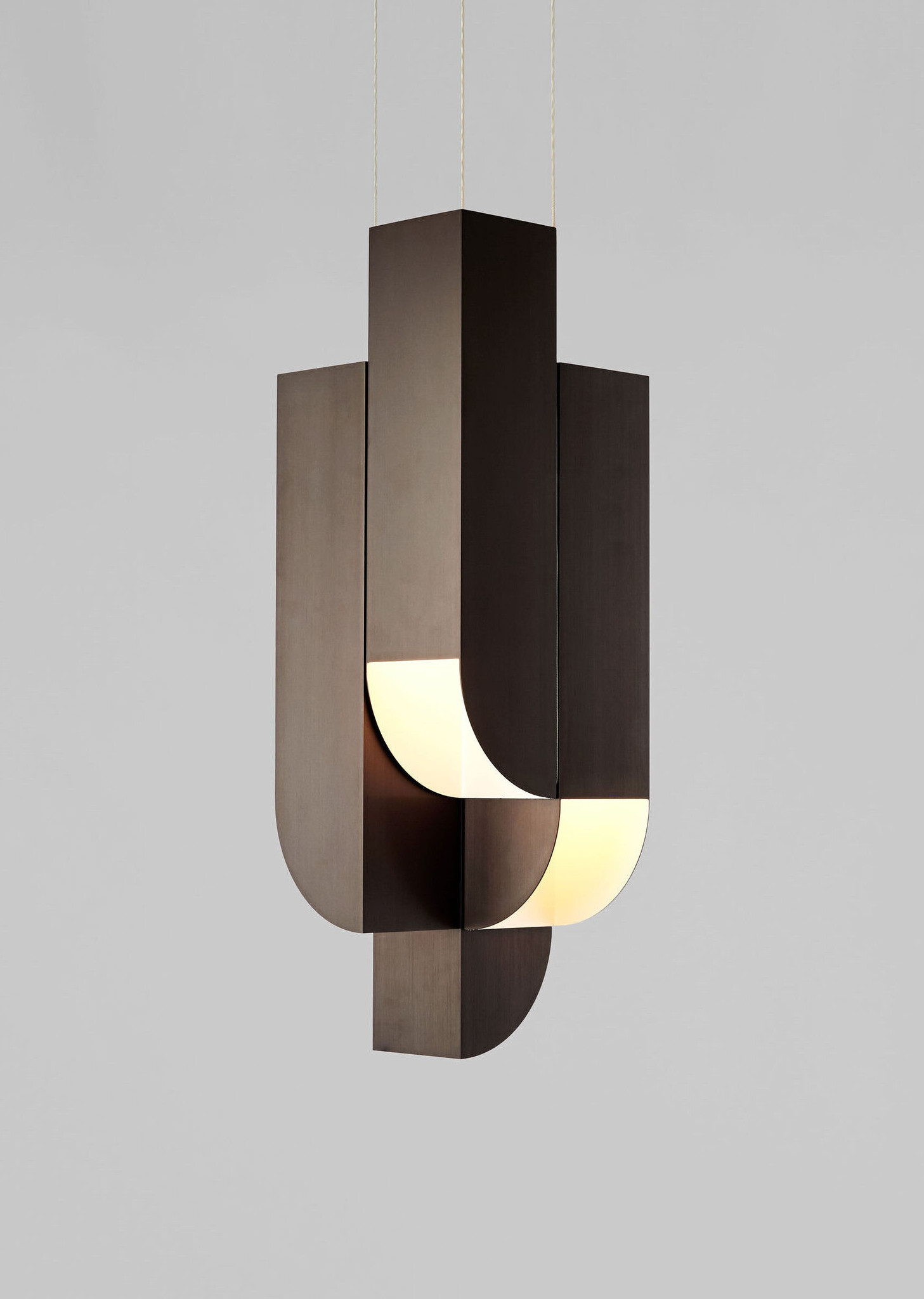 Twentieth_RollHill_CORA_Pendant4_Bronze