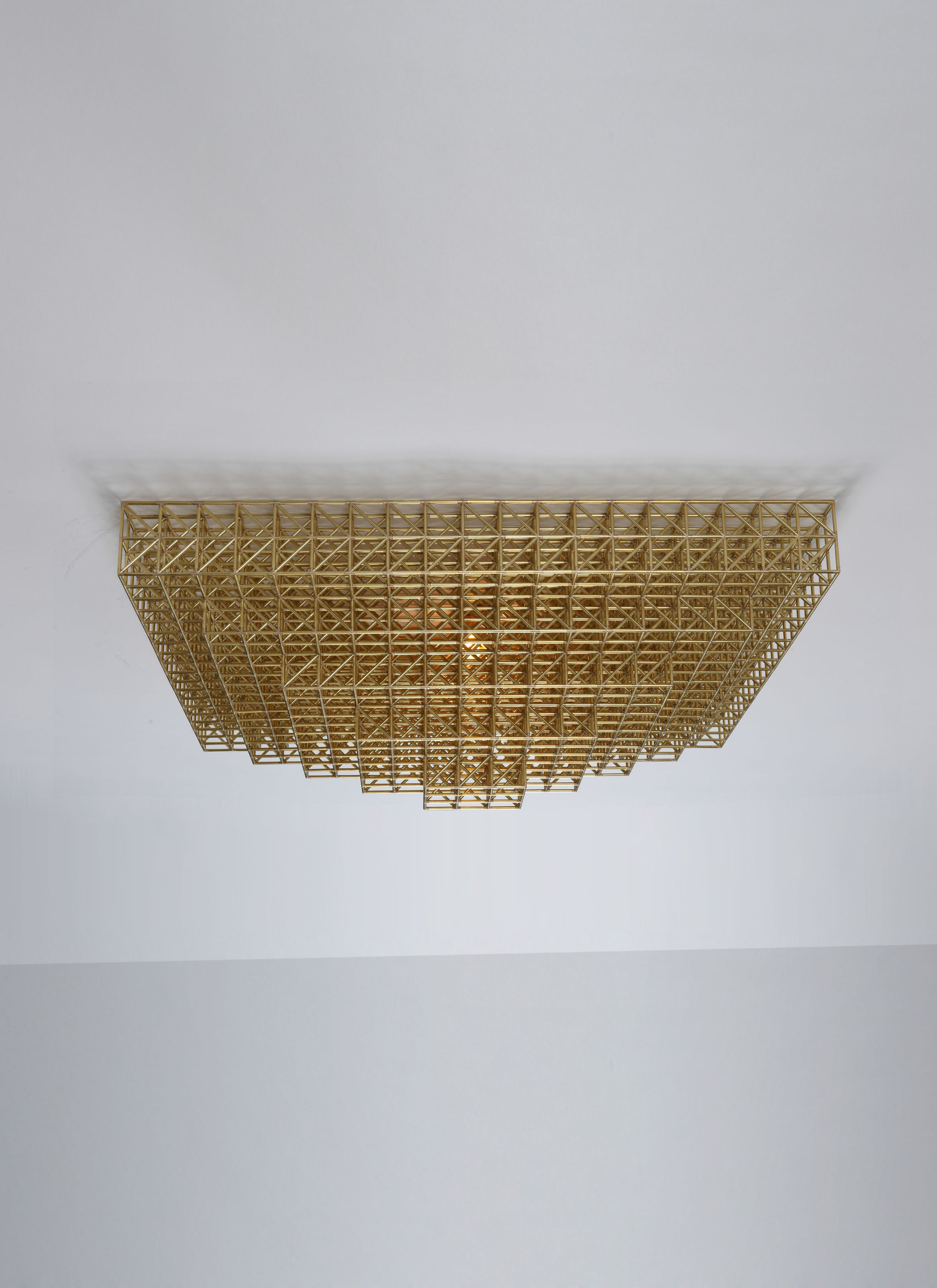 Twentieth_RollHill_Gridlock_5640_Brass_1