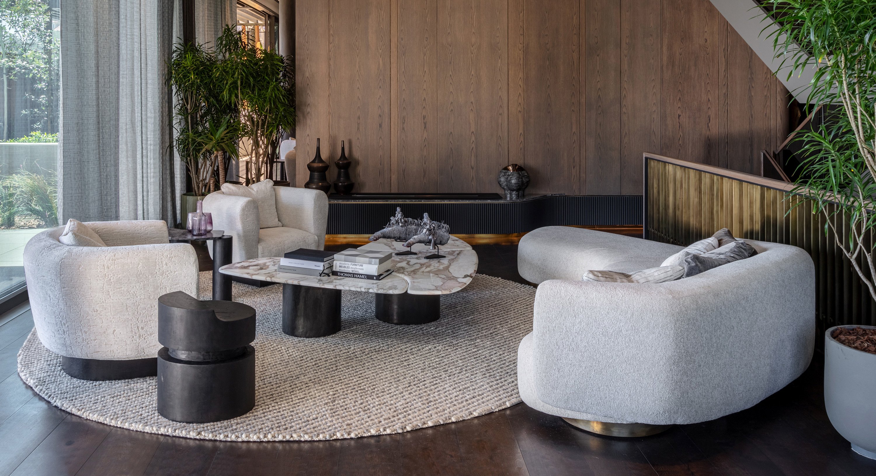 Twentieth OKHA Repose Sofa In Situ 02