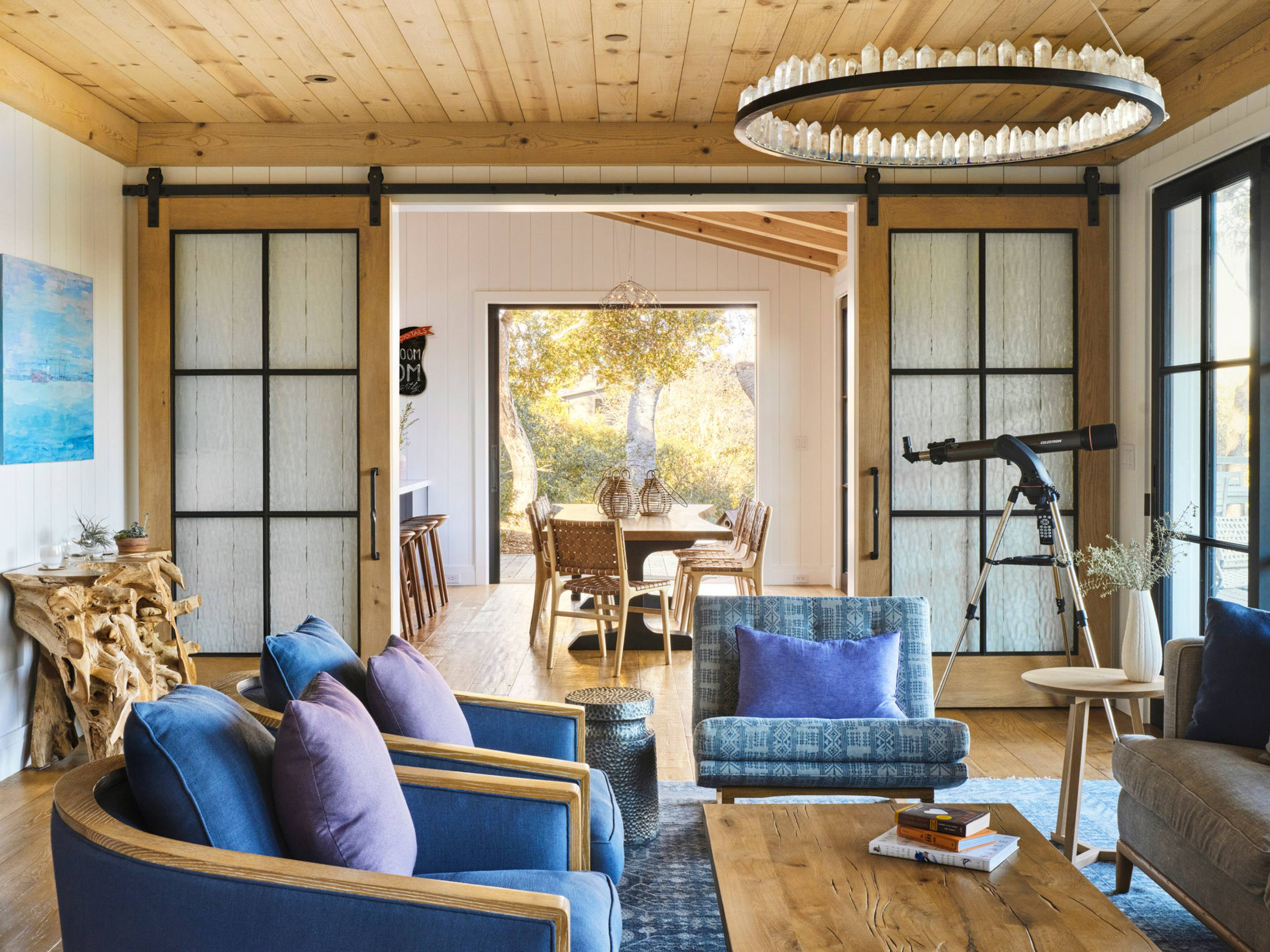 Christopher Boots PROMETHEUS I SVZ Interiors