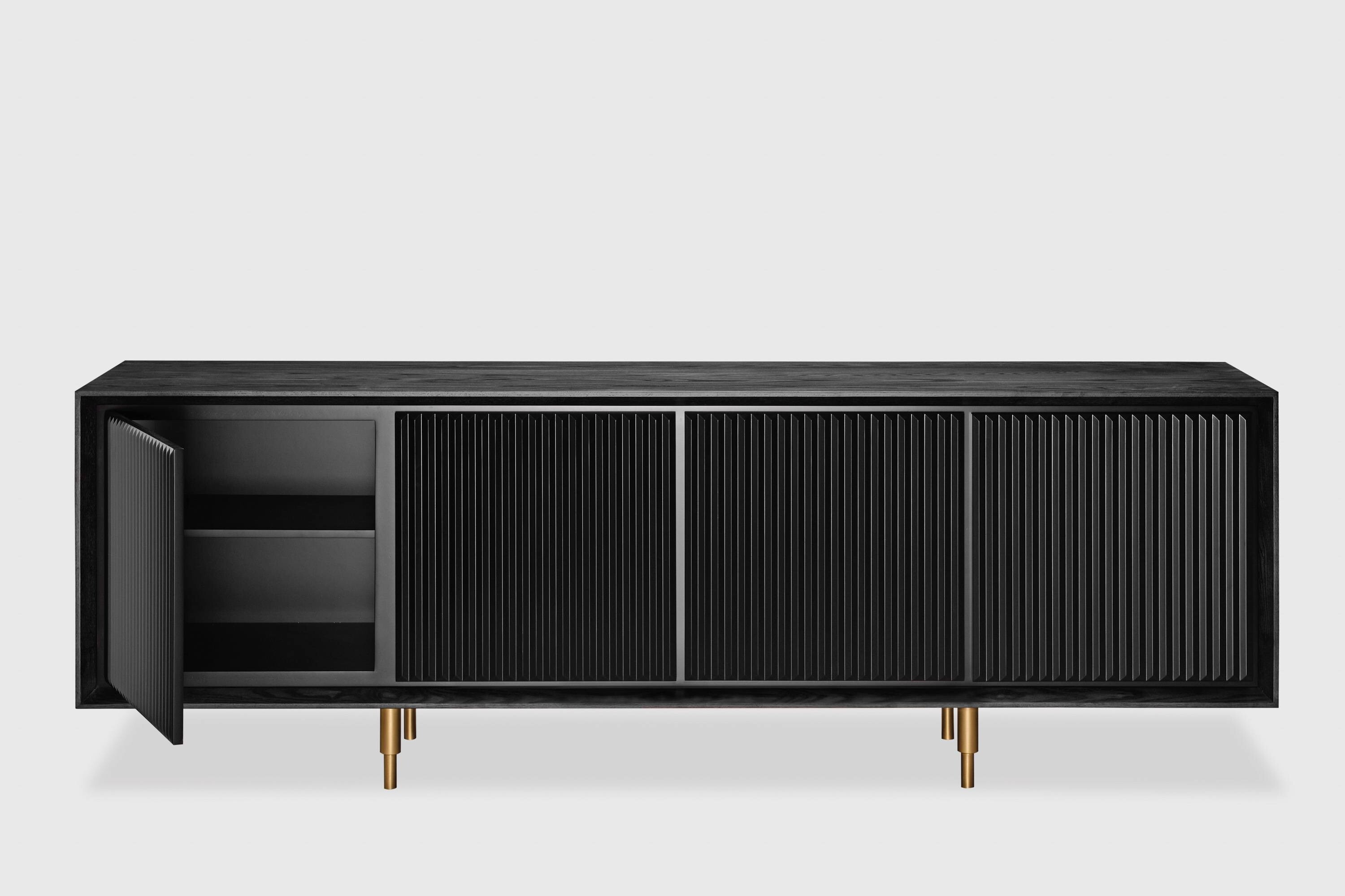 OKHA_0A_02_consoles_OmegaV