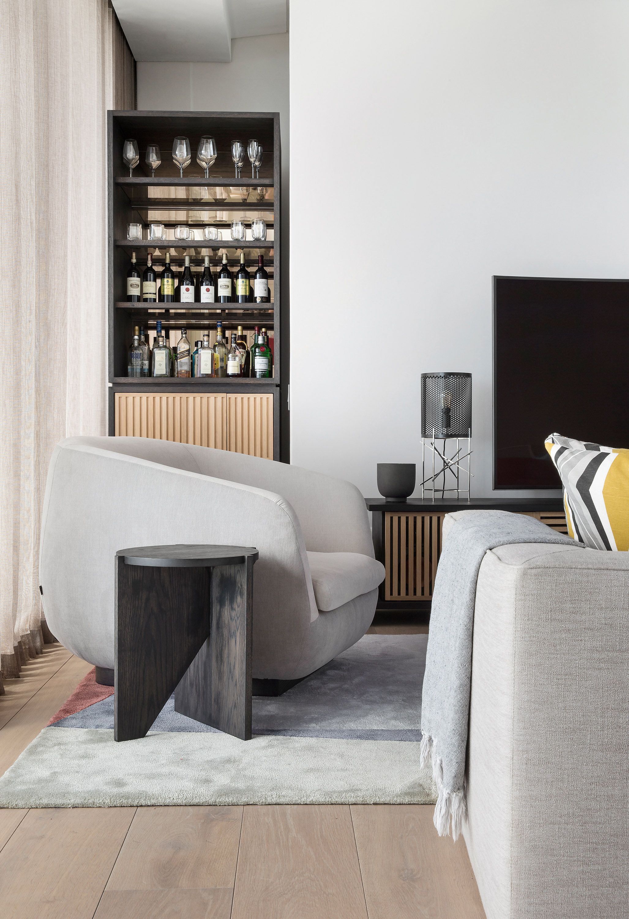 OKHA 0B 01 Armchairs Gloob KarlRogersPhoto