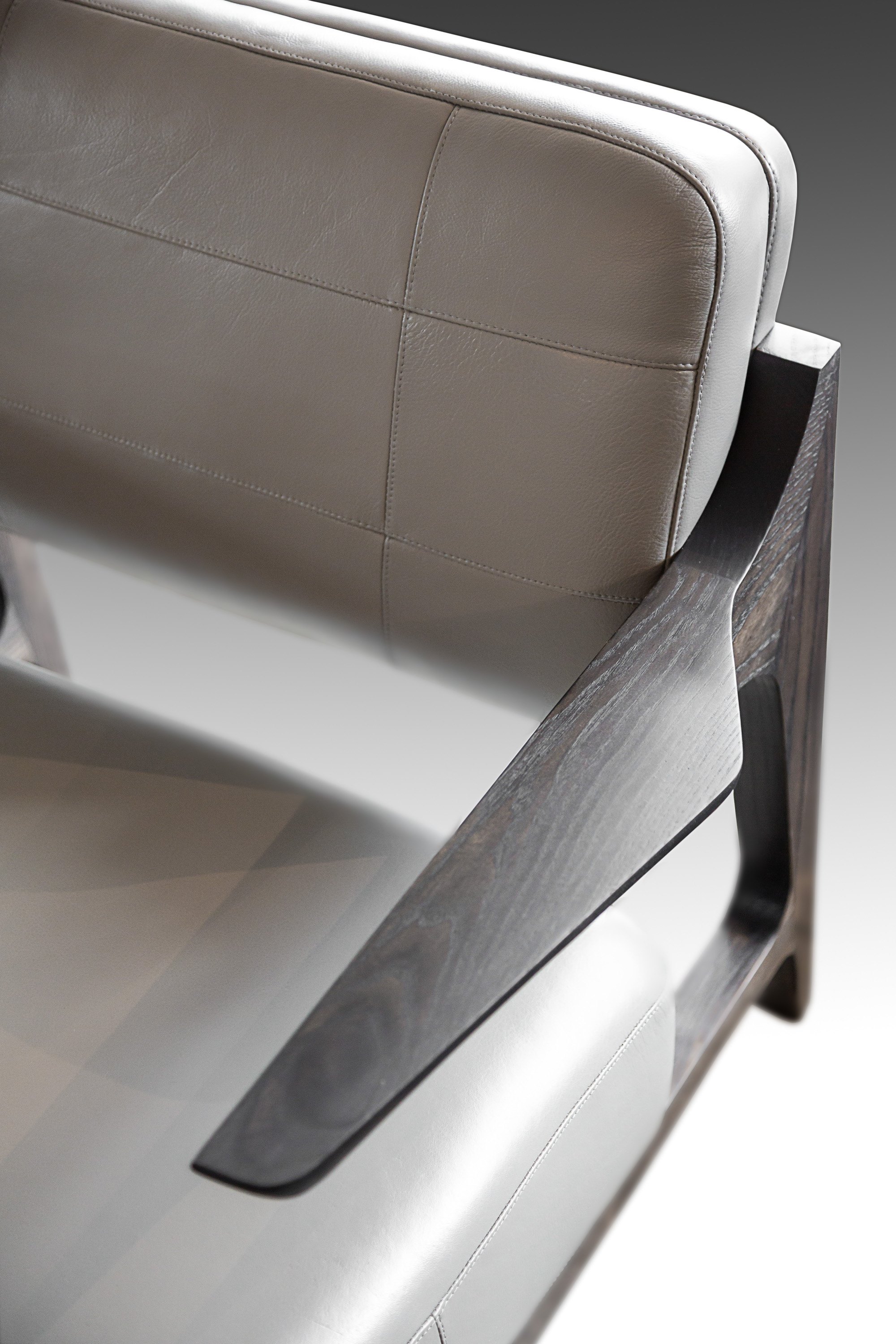 OKHA Miles Armchairs Pr 10