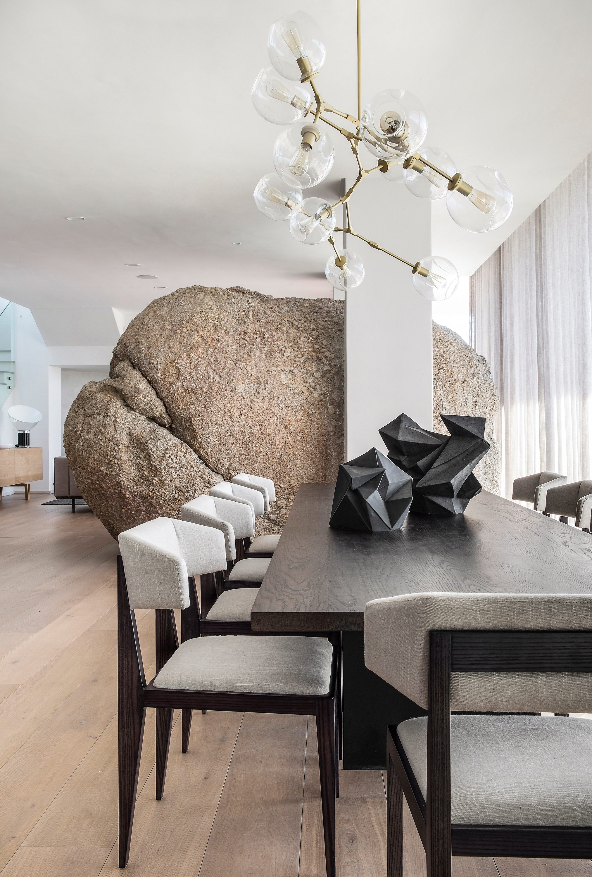 OKHA Diningtables Bison 0B 01 Kr A