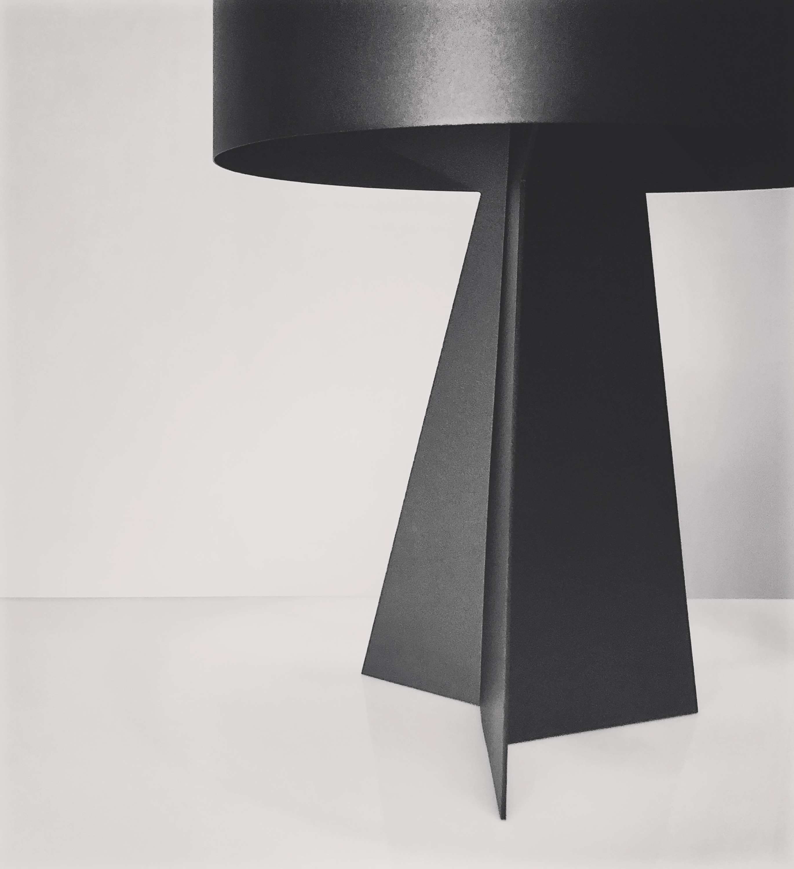 OKHA Tablelamps Law&Disorder Pr 03