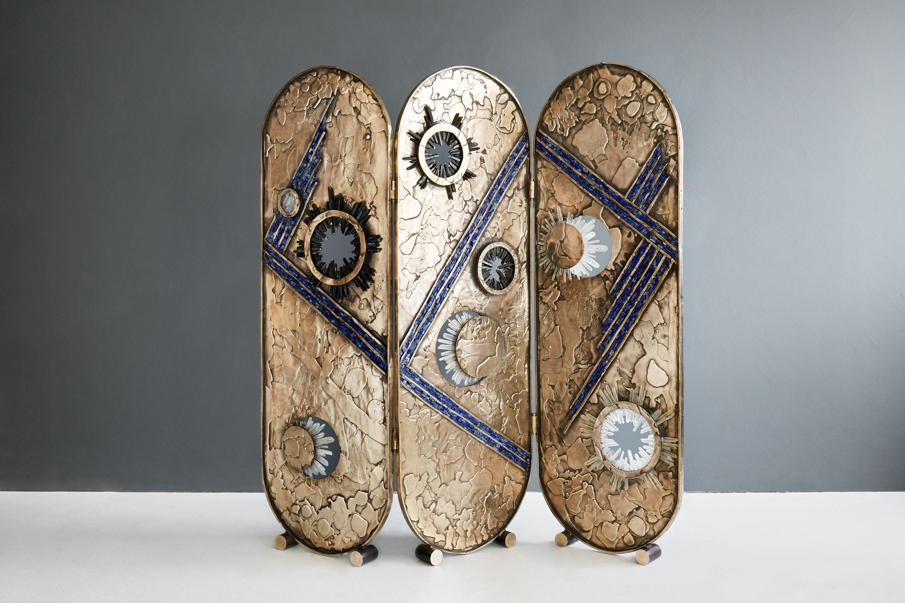 twentieth-christopher-boots-vanity-screen_1