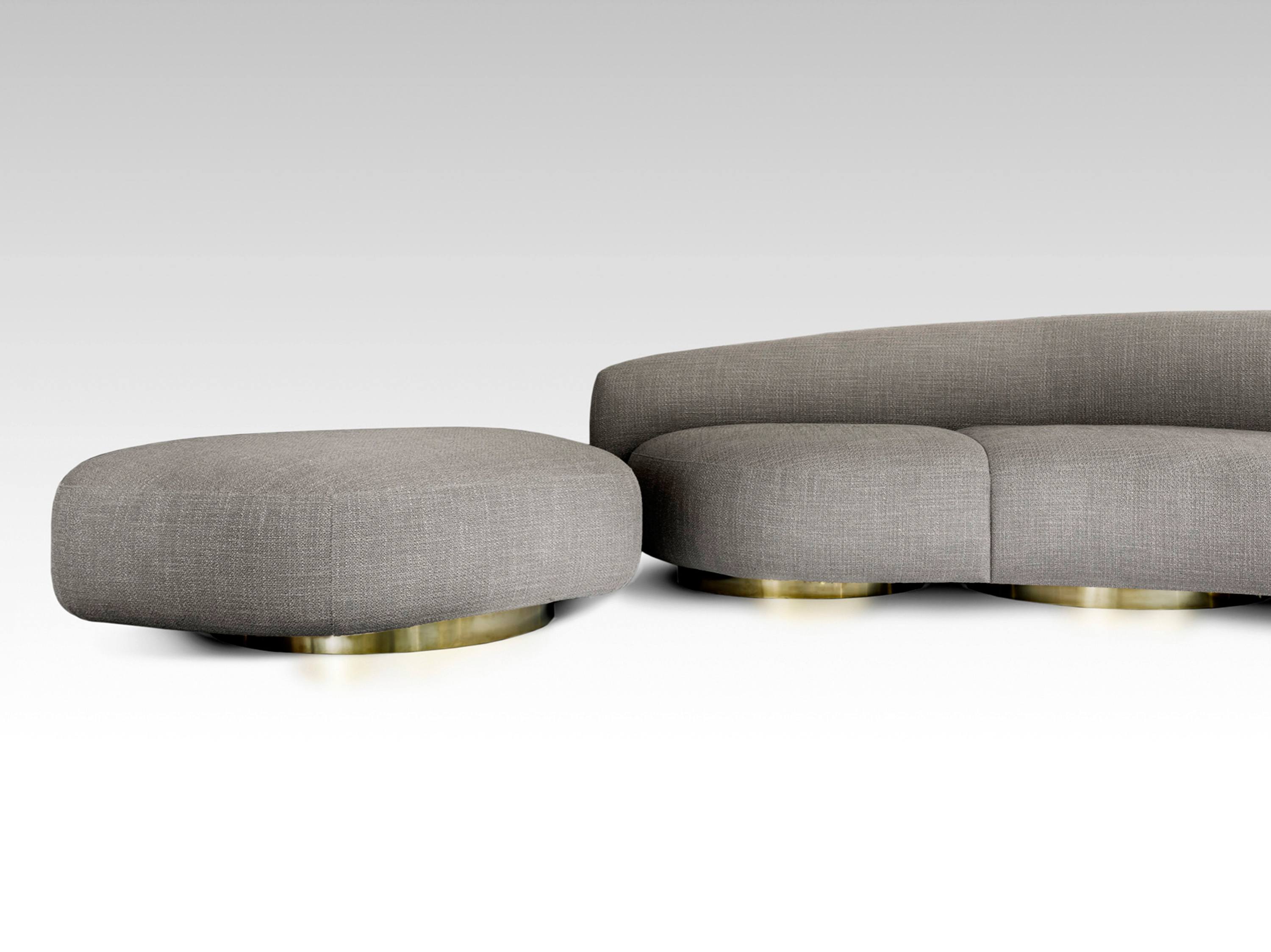 IG_ F_01_OKHA_sofas_Repose F_0A_01_nv_a