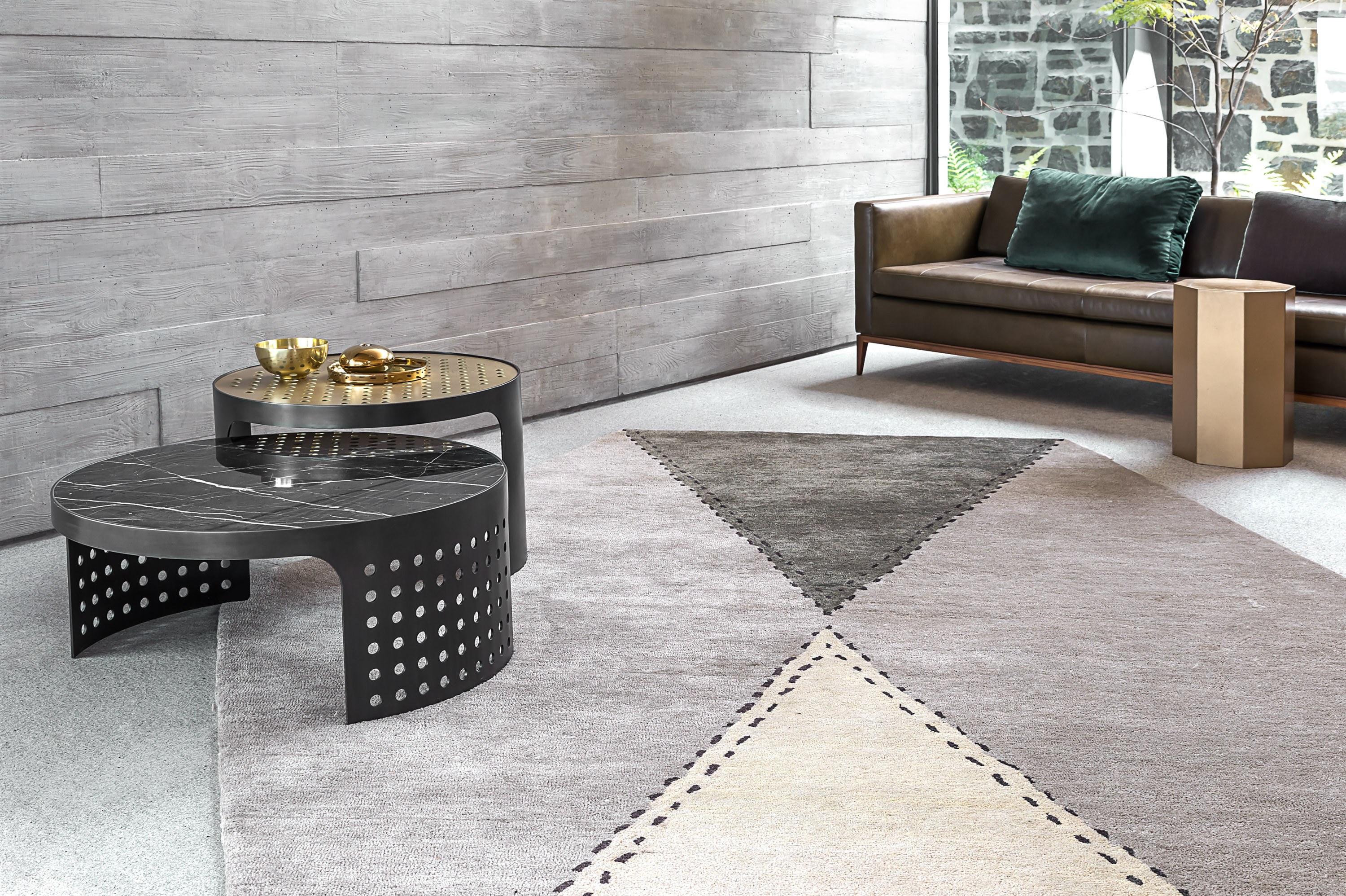 Twentieth OKHA Hunt Sofa 06