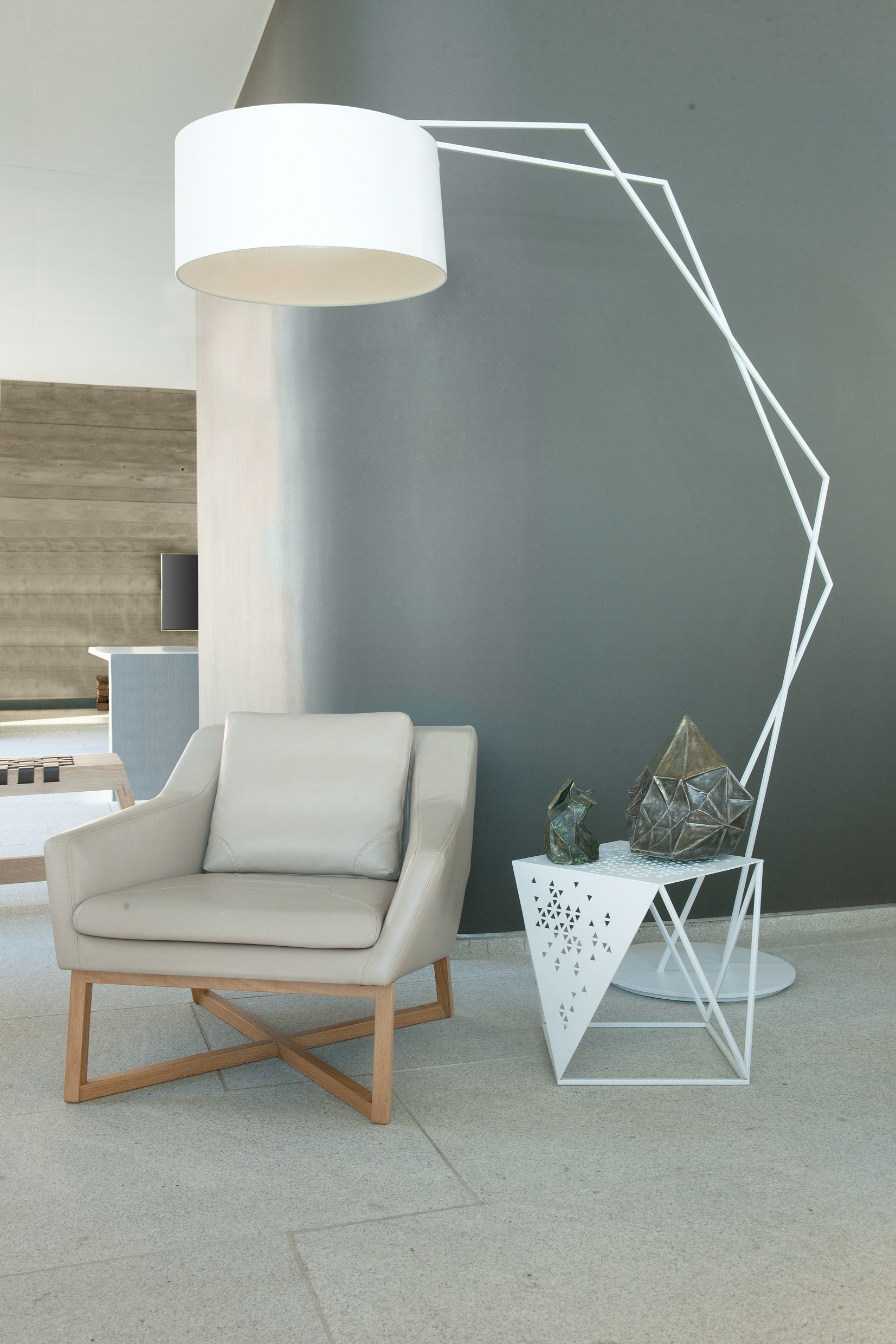 Twentieth OKHA To Be One Standing Lamp In Situ 03