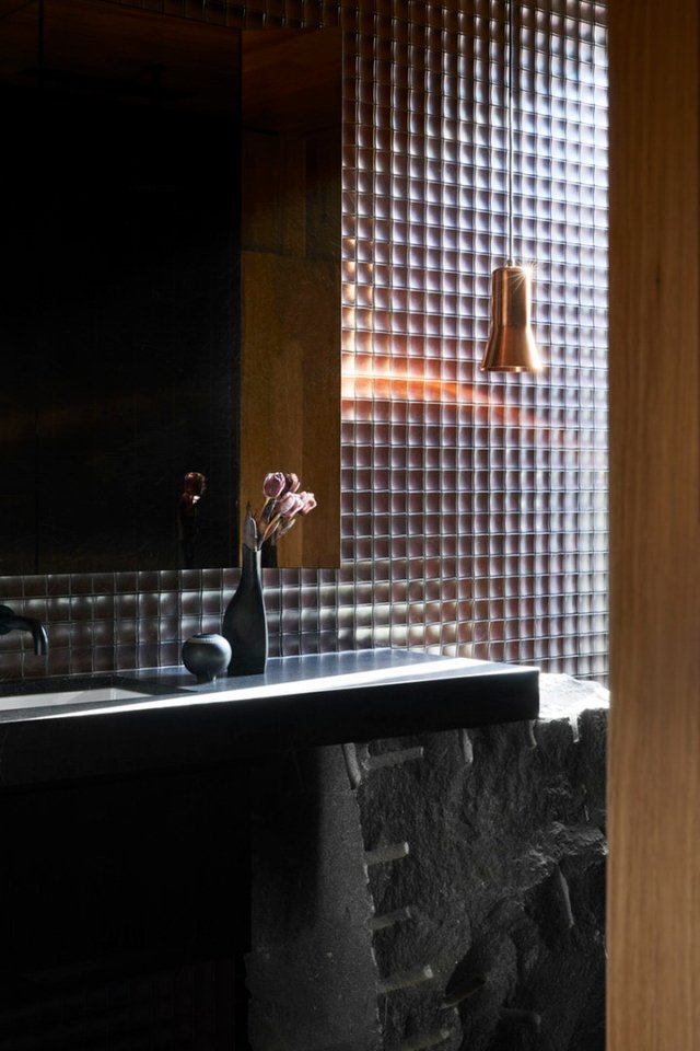 Twentieth Ross Gardam Silhouette Pendant Light In Situ 03