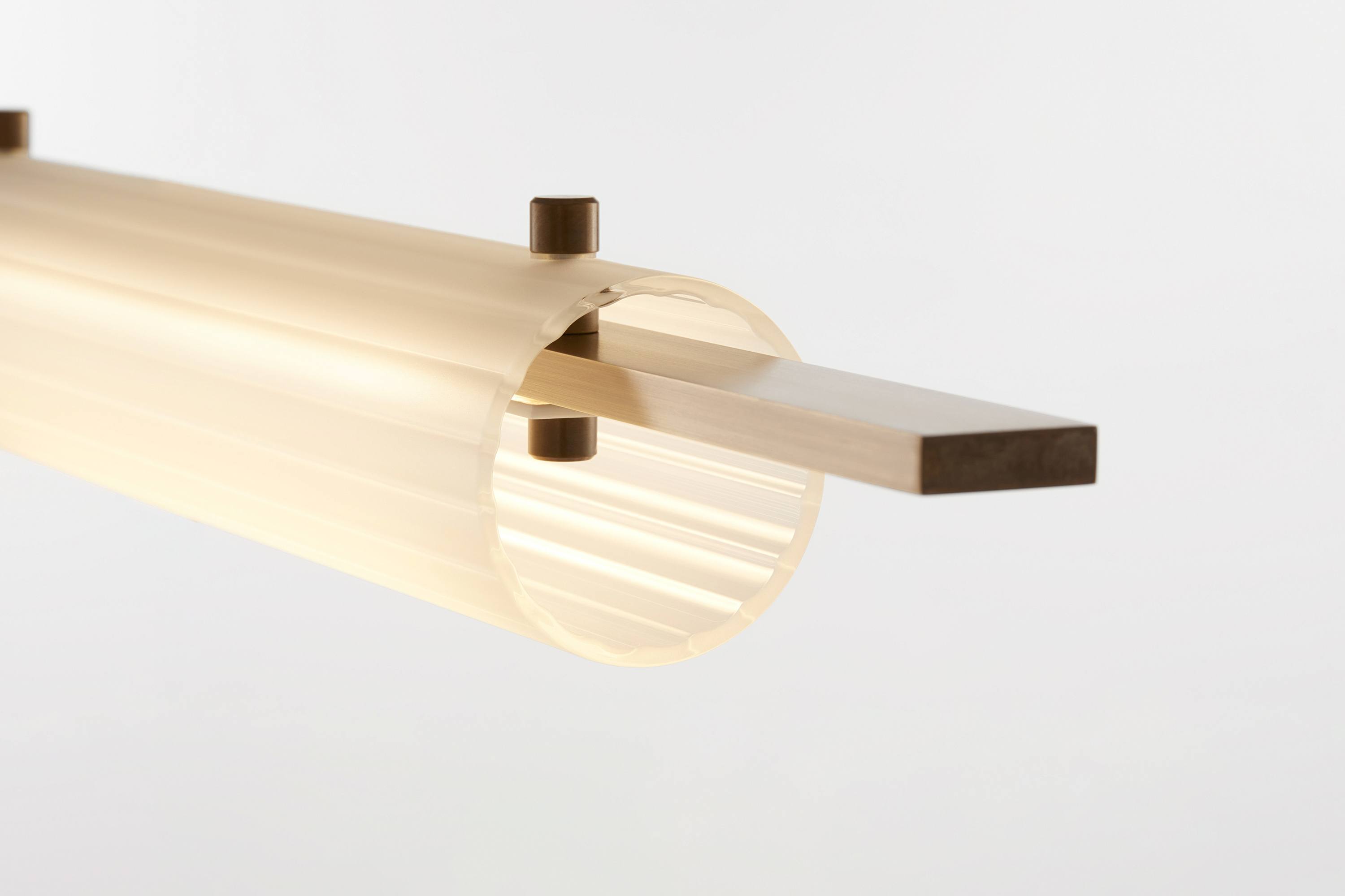 Twentieth-Ross_Gardam-Volant_VC333S_Chandelier-09