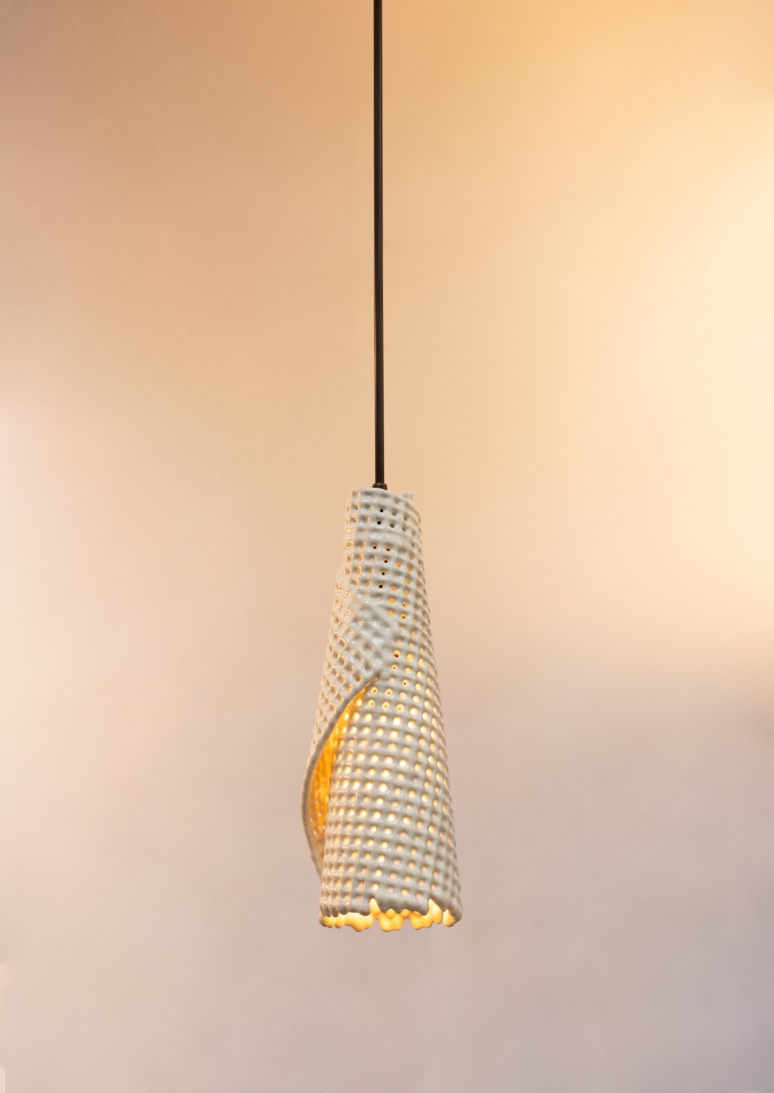 ScottDaniel_CustomConePendant_5x16_01