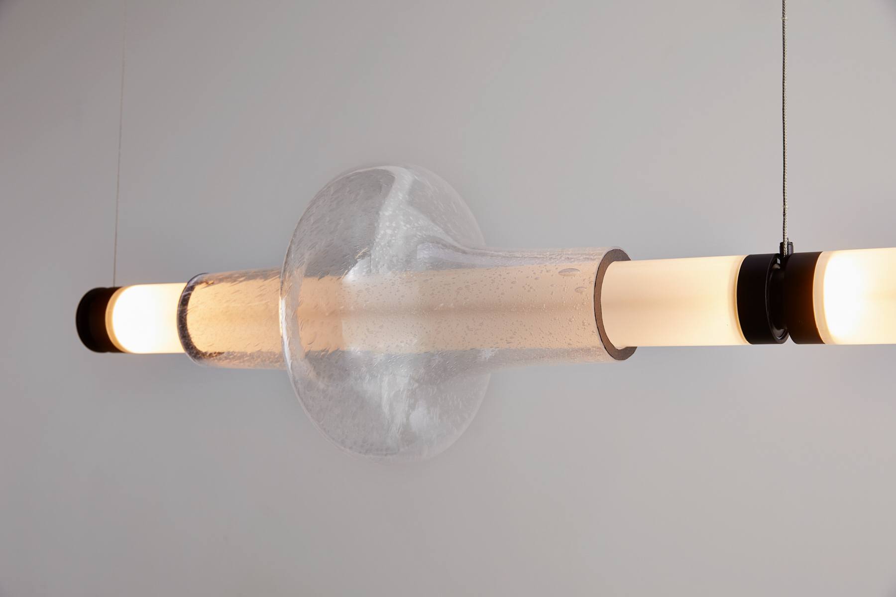 Twentieth_GabrielScott_LUNA_Kaleido1TierChandelier-3