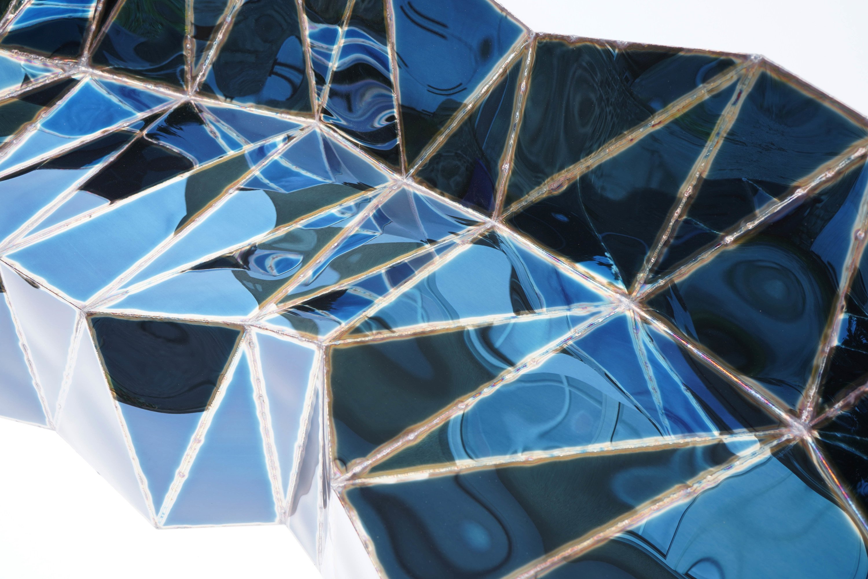 Twentieth_JulianMayor_Glenda-settee_4