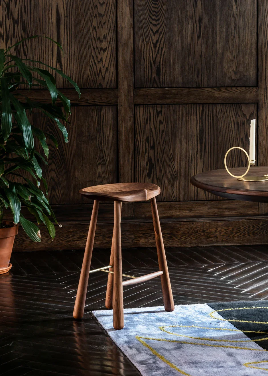 counterstool_0015_Layer1_26987679-1297-4928-ac03-716c80dbce87