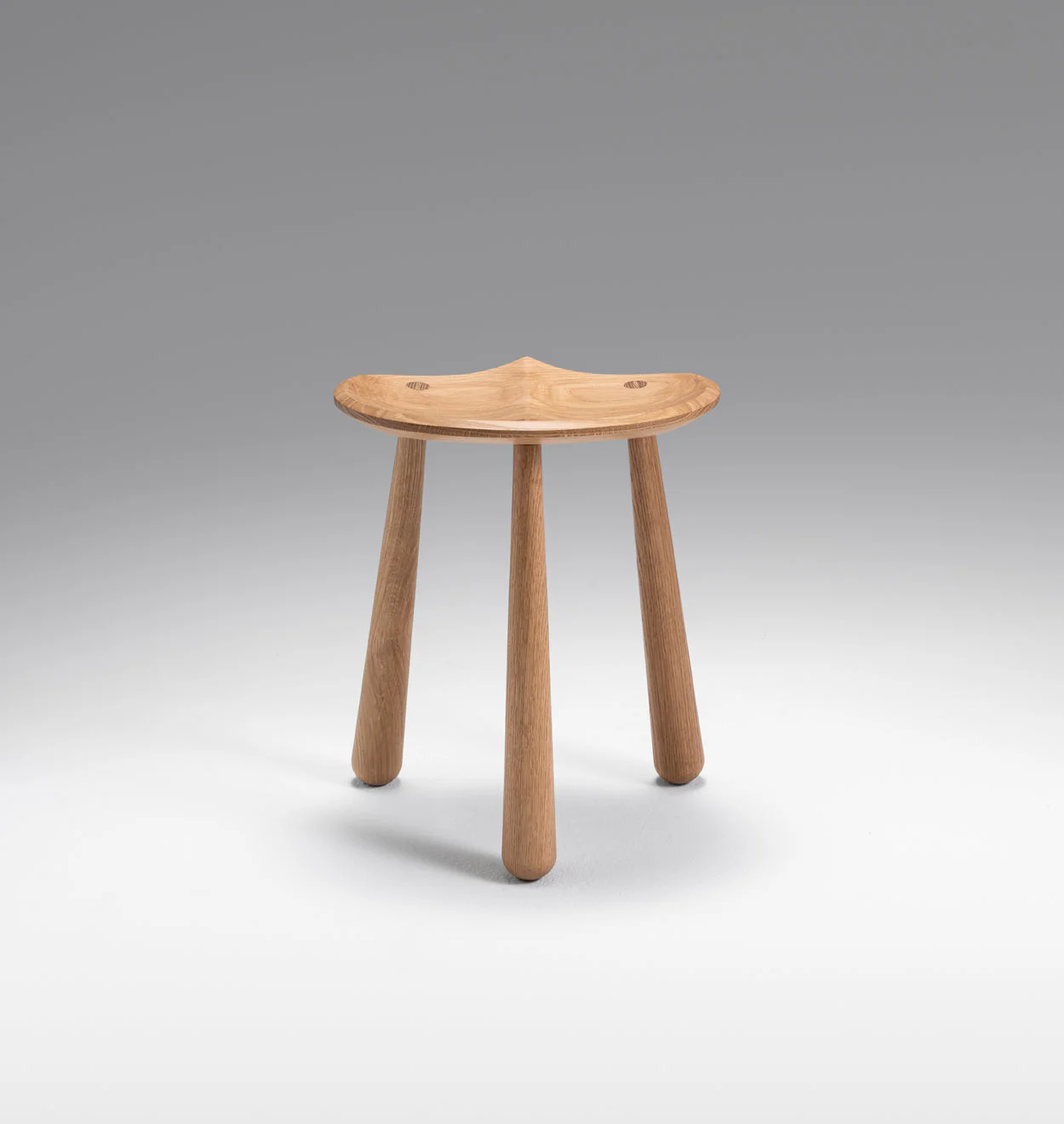 lowstool_0004_210330_RollAndHill_0182_jpg_afeb95fe-c3d7-4a5d-a61f-eac5bdf9e383
