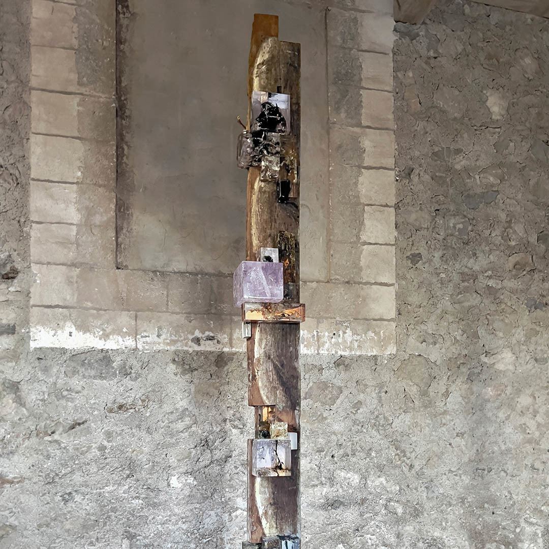 Twentieth Tom Price Viga 1 002