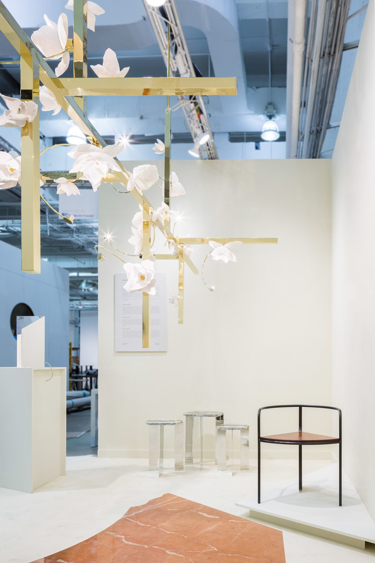 Twentieth-Pelle-Lure_Chandelier-02