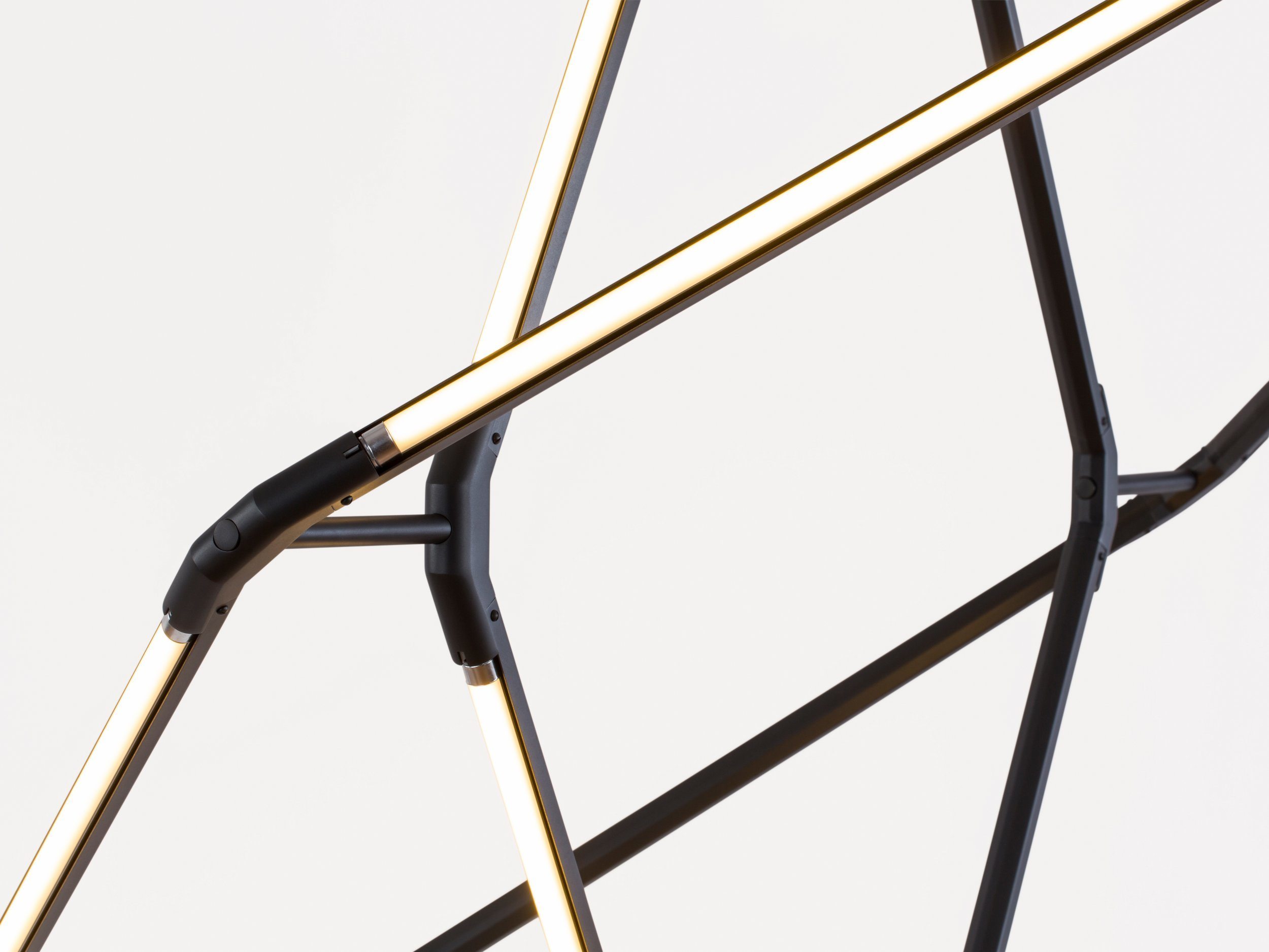 Zelda+Orbits+2+in+oil-rubbed+bronze_0090_credit+Lauren+Coleman-web