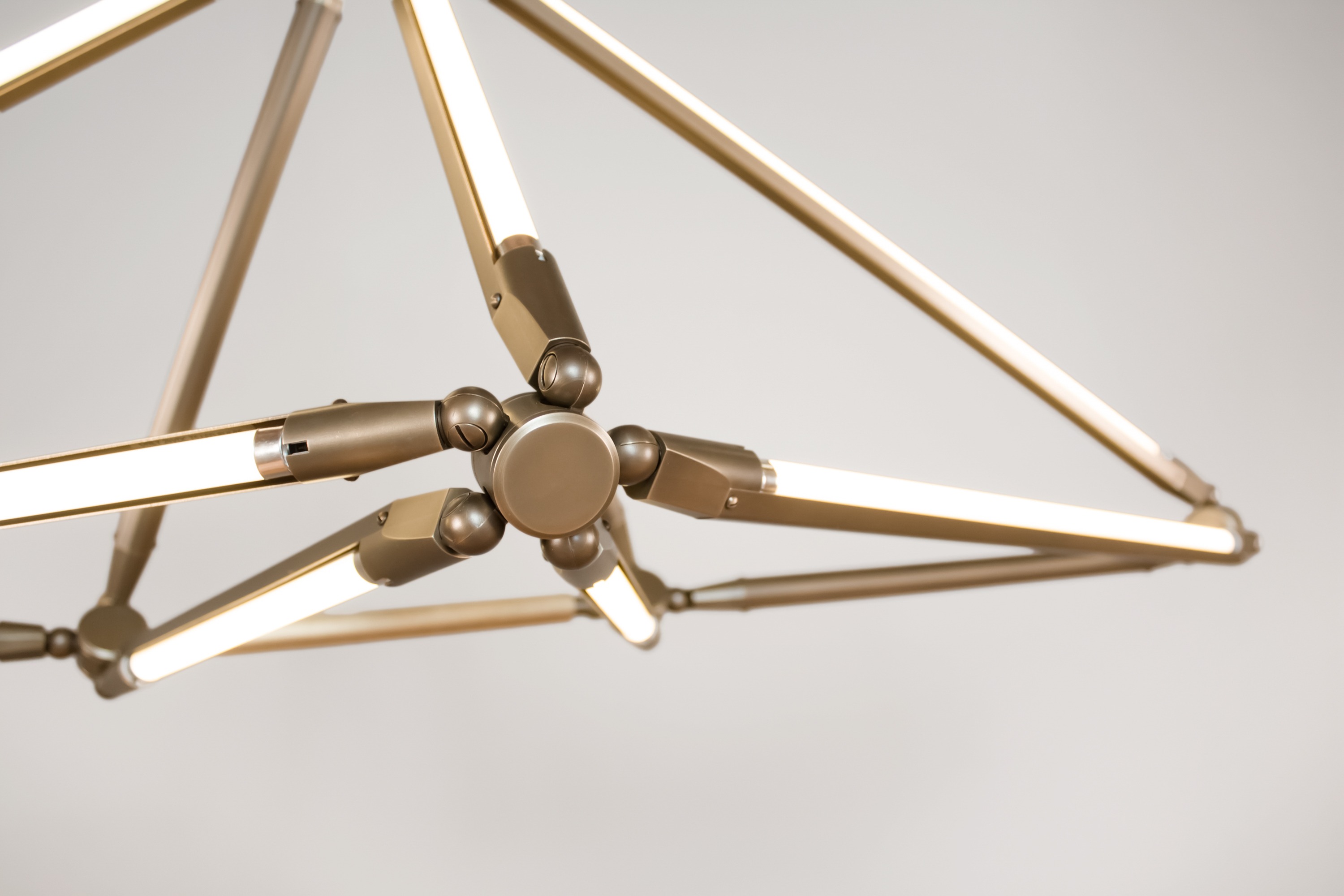 twentieth-bec-brittain-shy-08.2-med-ant-brass_03