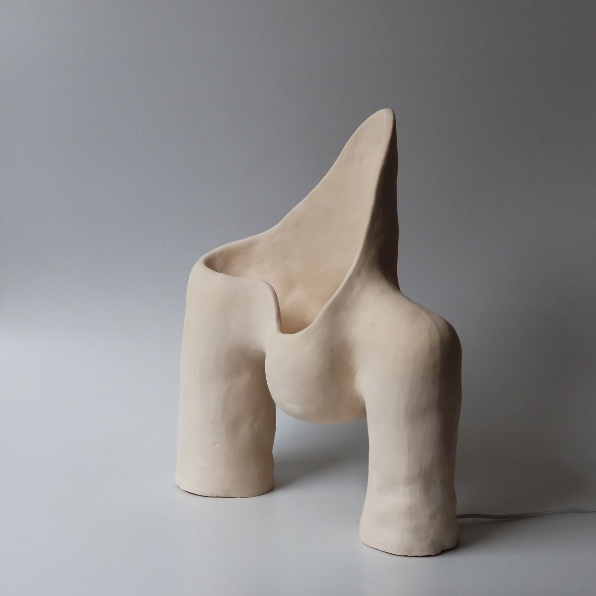 Twentieth Twentieth Jan Enrst Womb Lamp 01 04