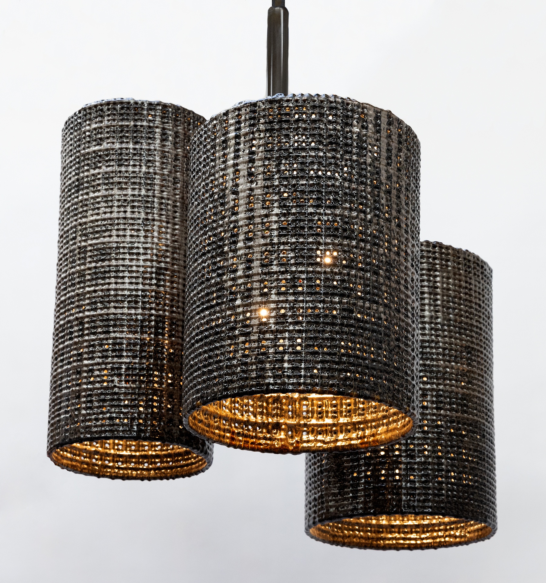 Scott-Daniel-Design_Ceramic-Lopez-Chandeliersx3-32x34_Kapnick_05