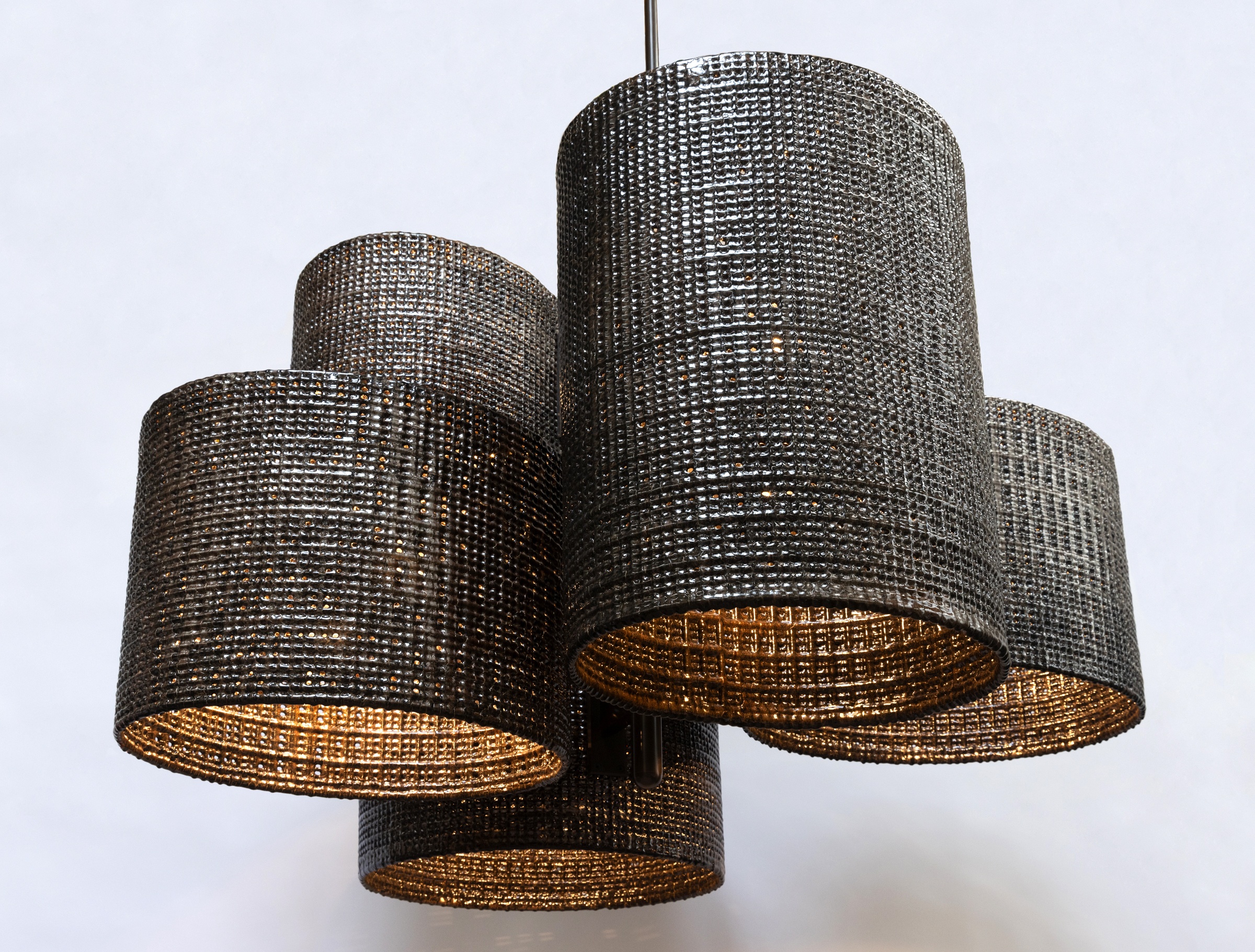 Scott-Daniel-Design_Ceramic-Lopez-Chandelierx5-48x59x45_JHDE69_01