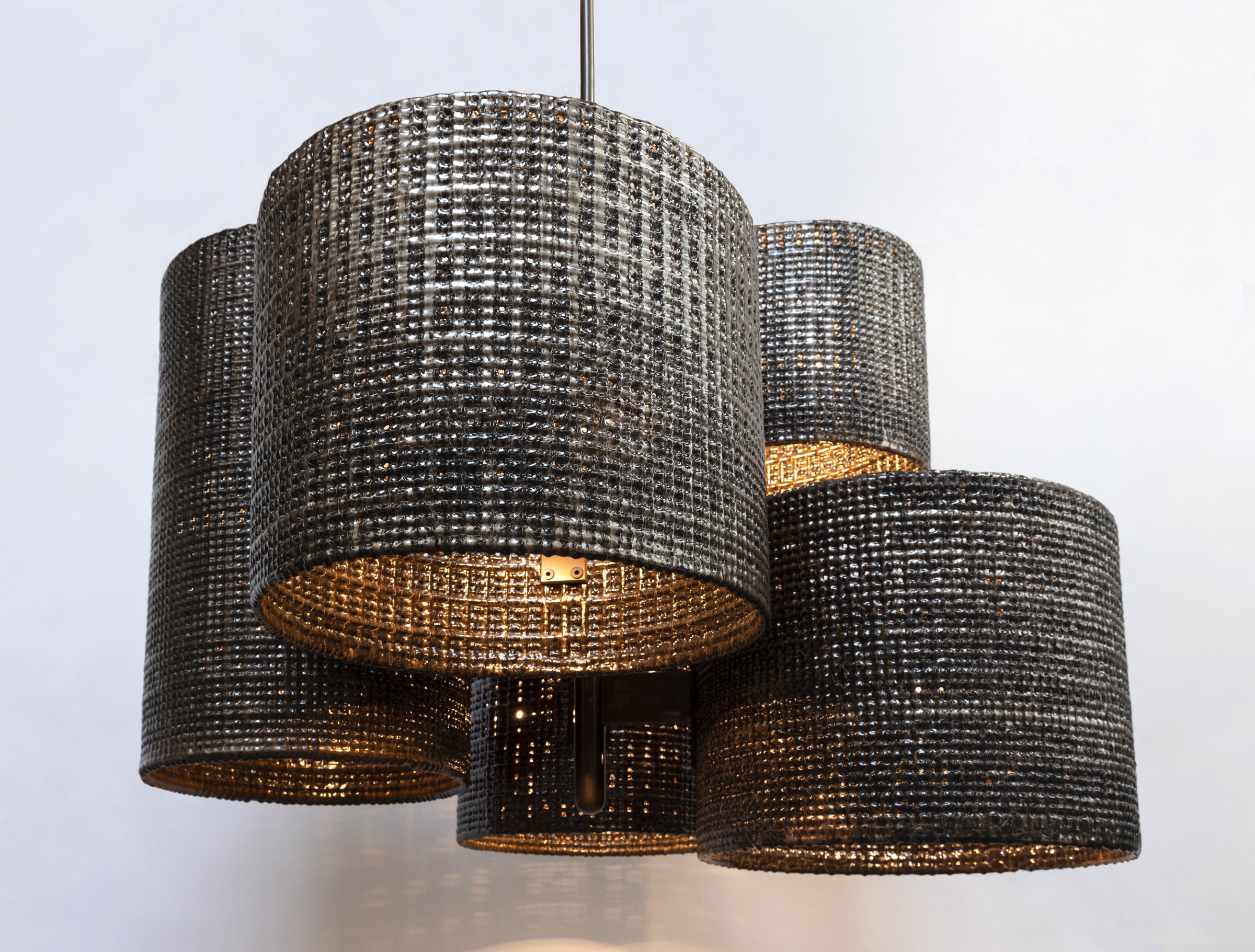 Scott-Daniel-Design_Ceramic-Lopez-Chandelierx5-48x59x45_JHDE69_03