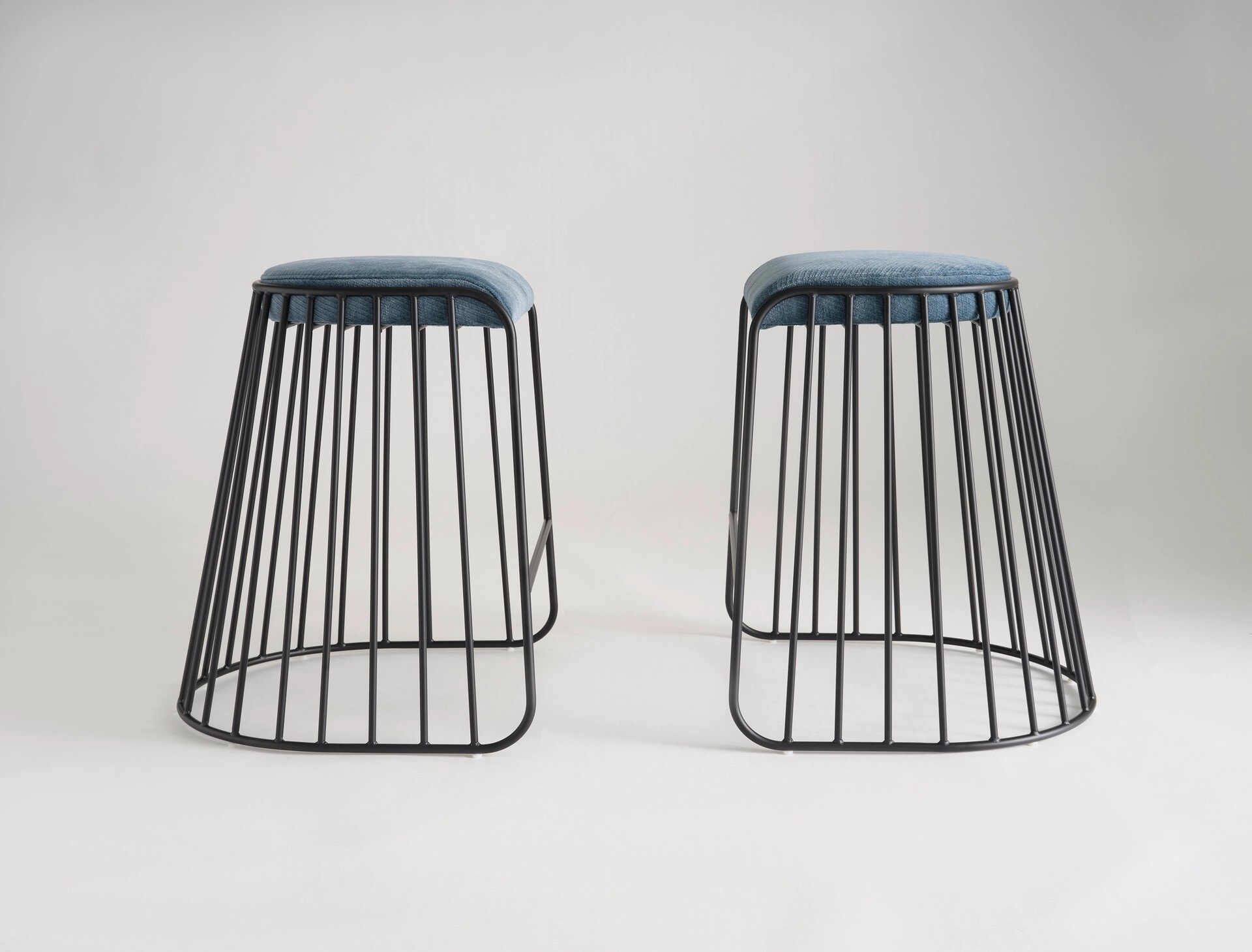 BridesVeilCounterStool_NoBack_Black-0080-Straightened-Web