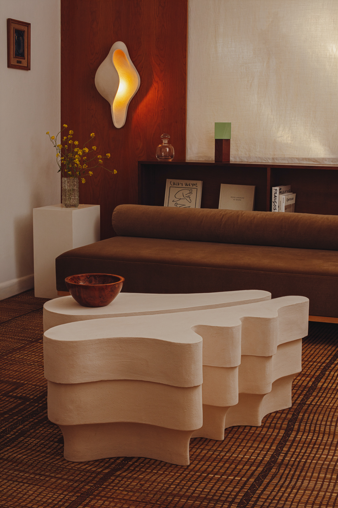 JAN_ERNST_CAVUS_COFFEE_TABLE
