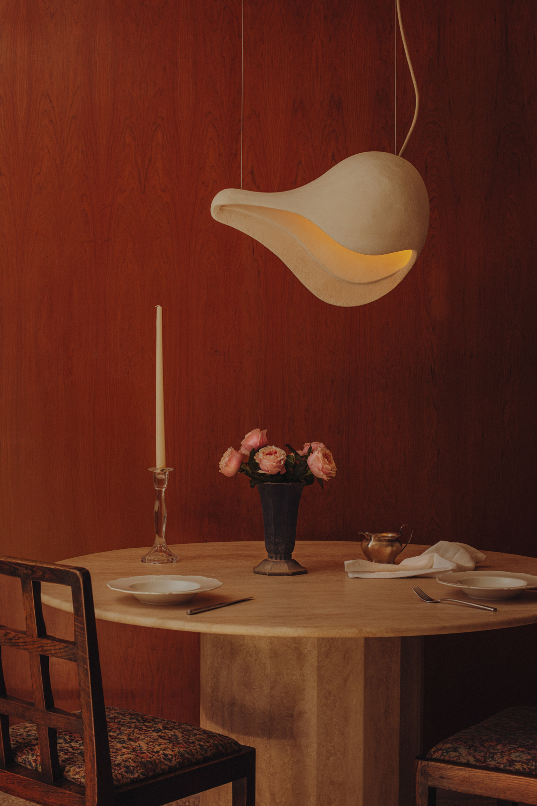JAN_ERNST_CAVUS_PENDANT_ON