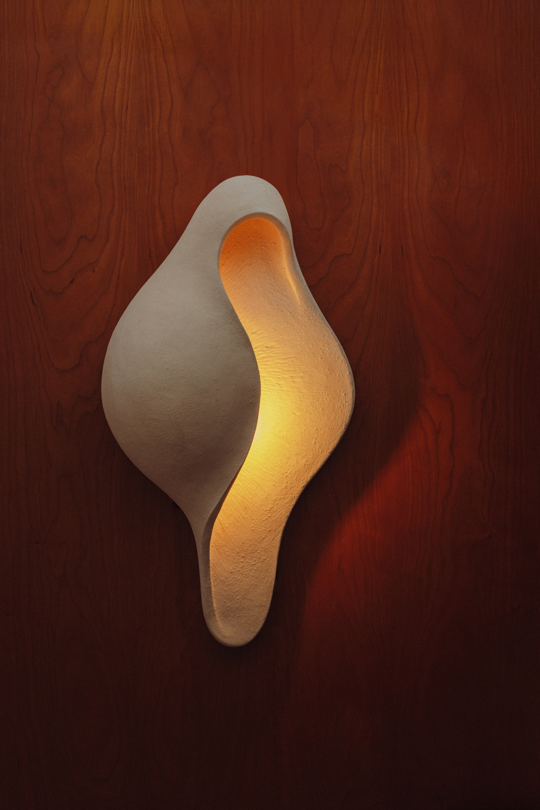 JAN_ERNST_CAVUS_SCONCE 01_ON