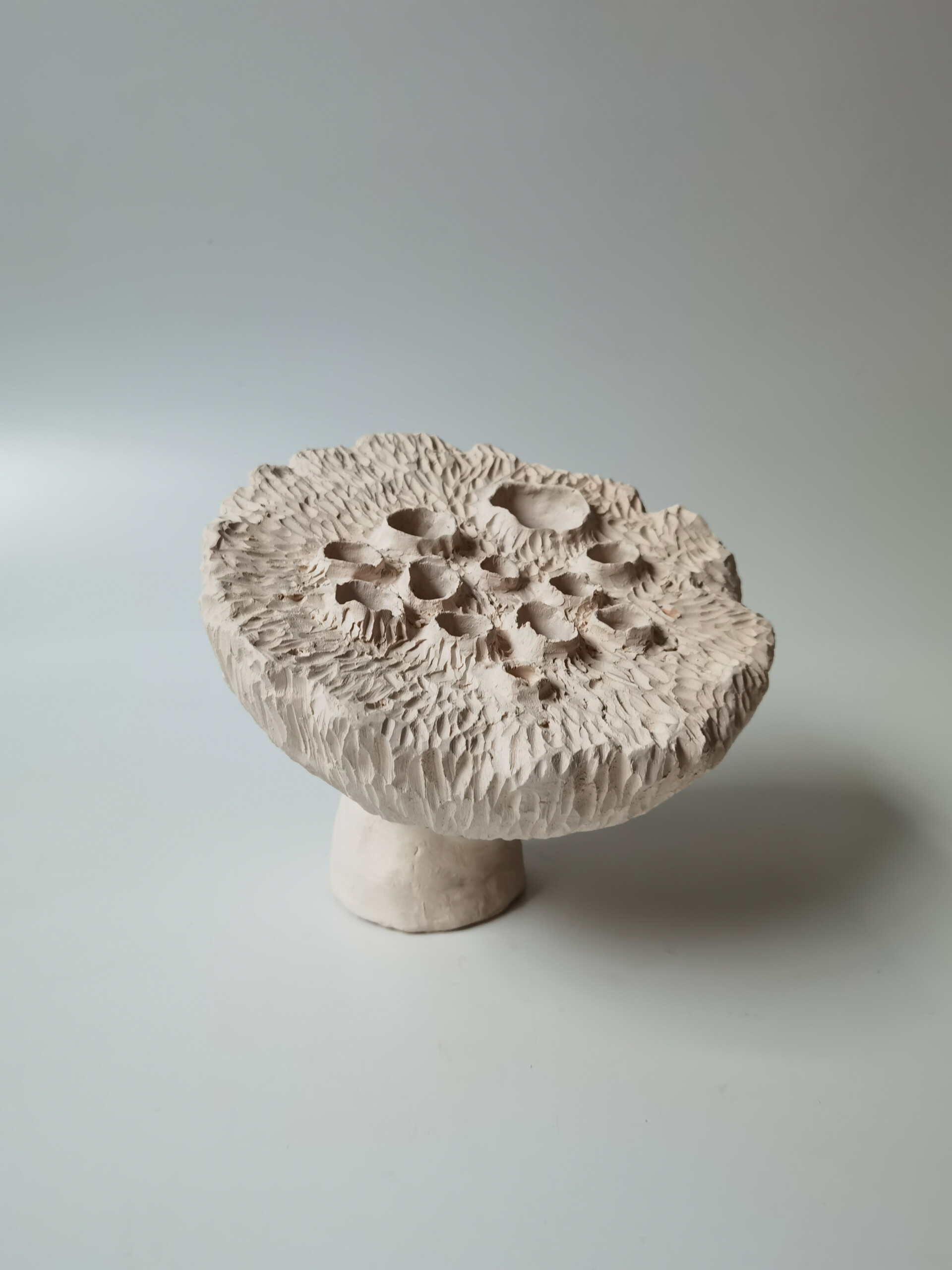 Twentieth-Jan_Ernst-Dry_Vessels-05
