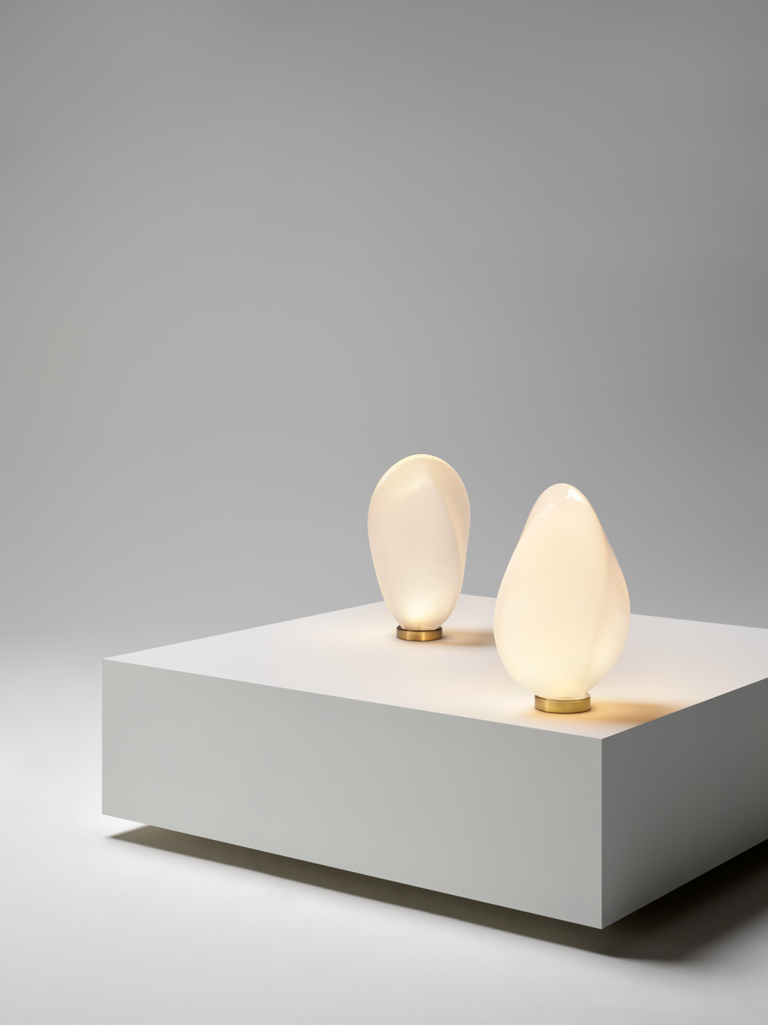 SOL.G PLINTH.HERO 04 V1