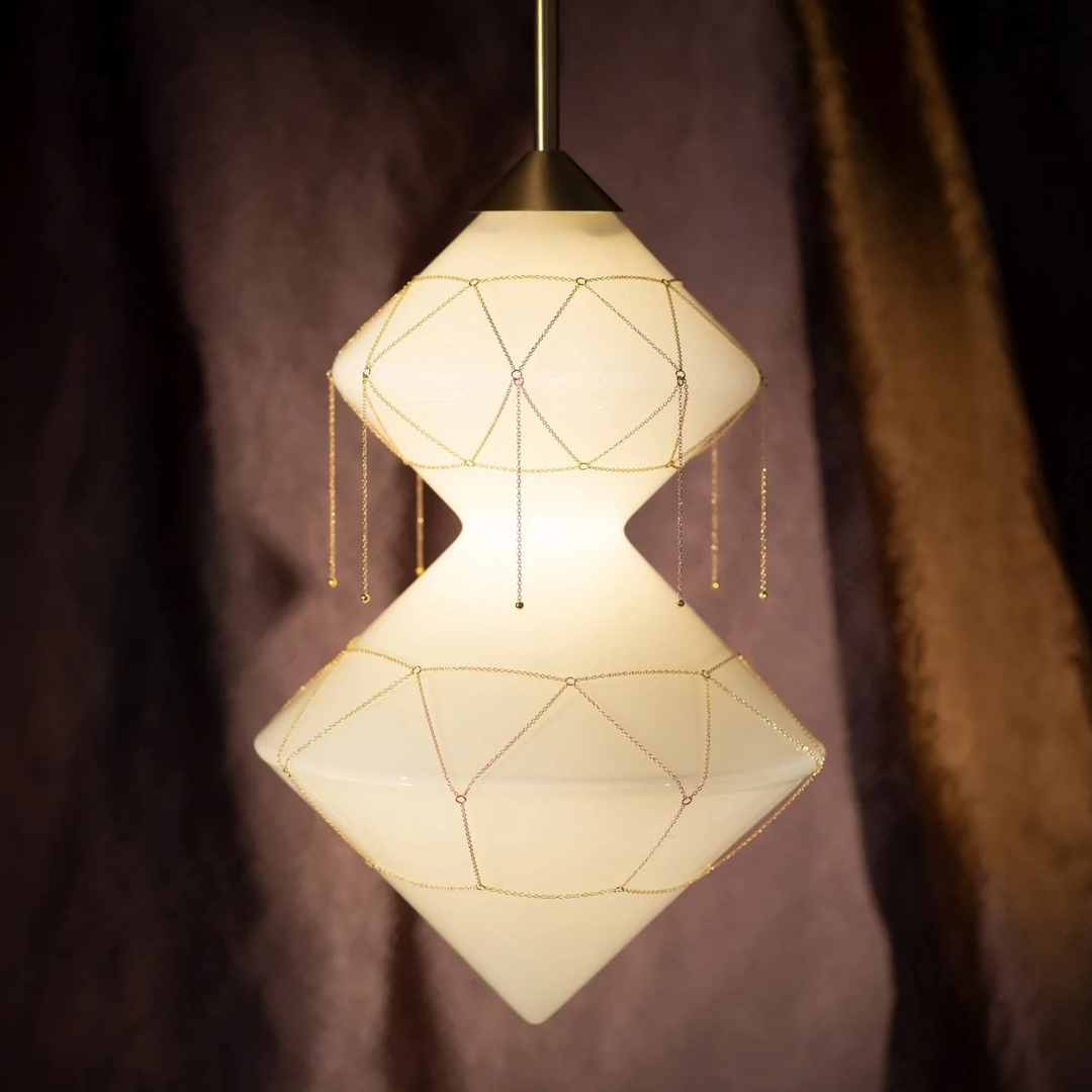 Themis+double+pendant B51A3358 Hero