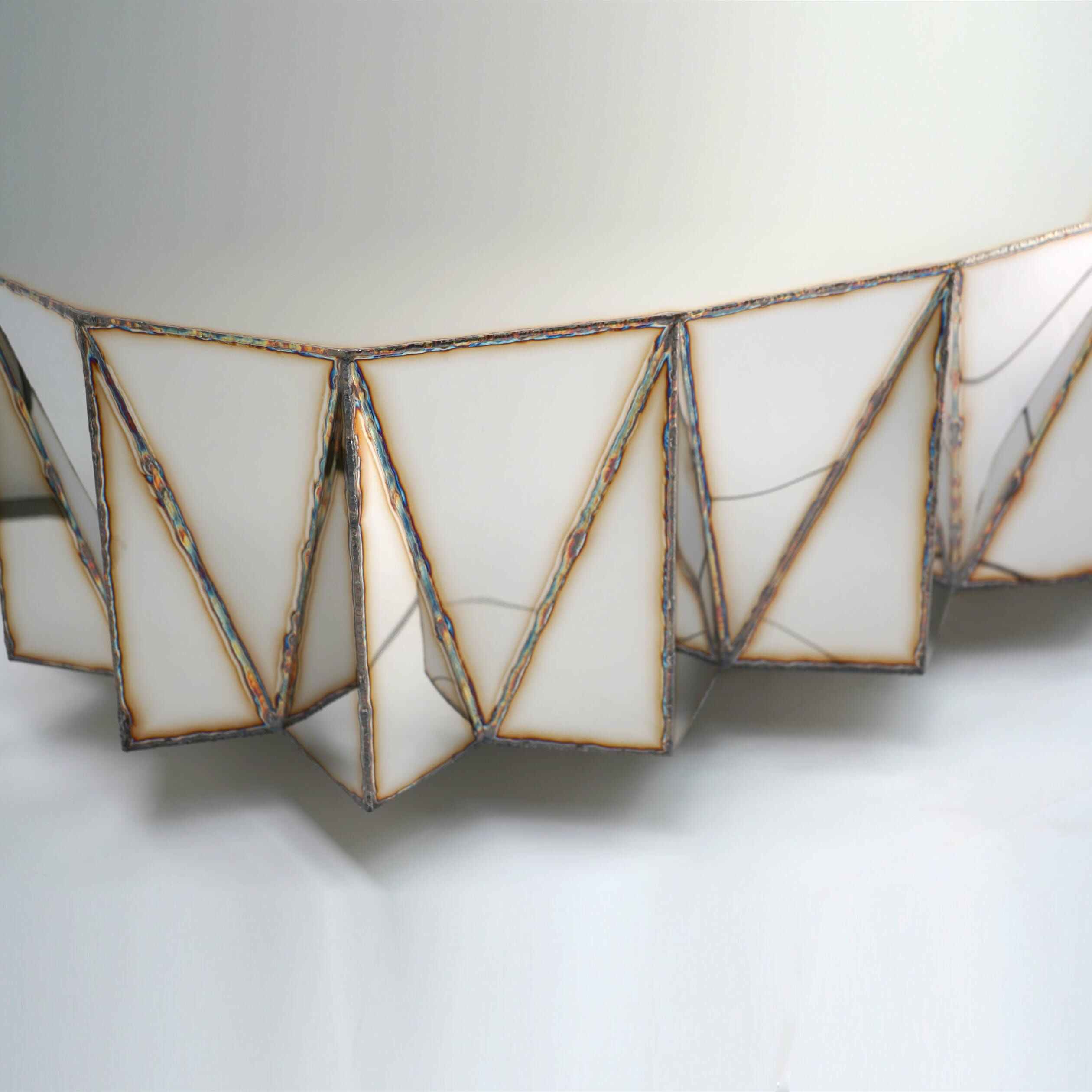 Jagged-Edge-Genius-Loci-Table-in-Mirror-Polished-Stainless-Steel-by-Julian-Mayor-3-1 (2)